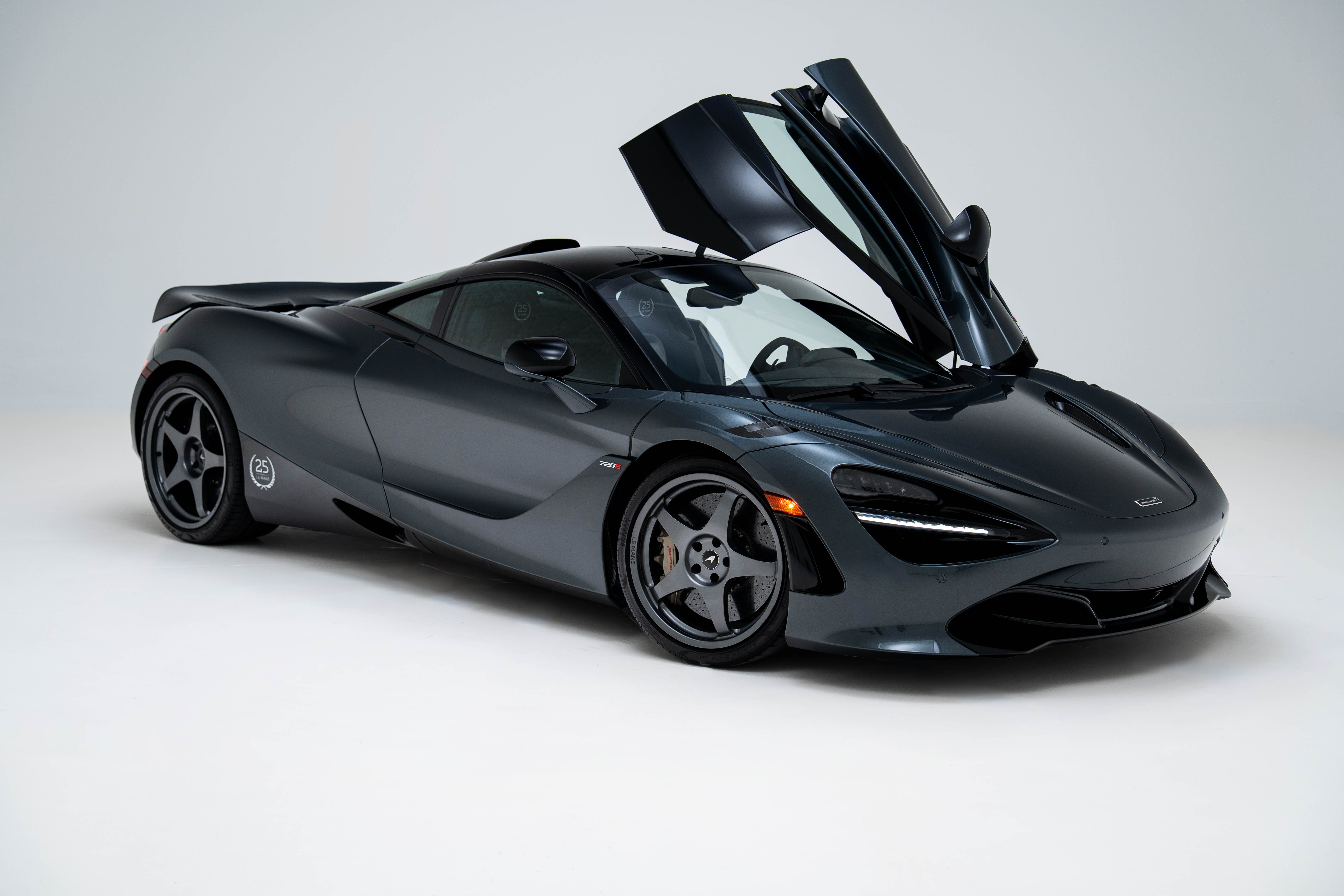 2021 McLaren 720S Le Mans Edition