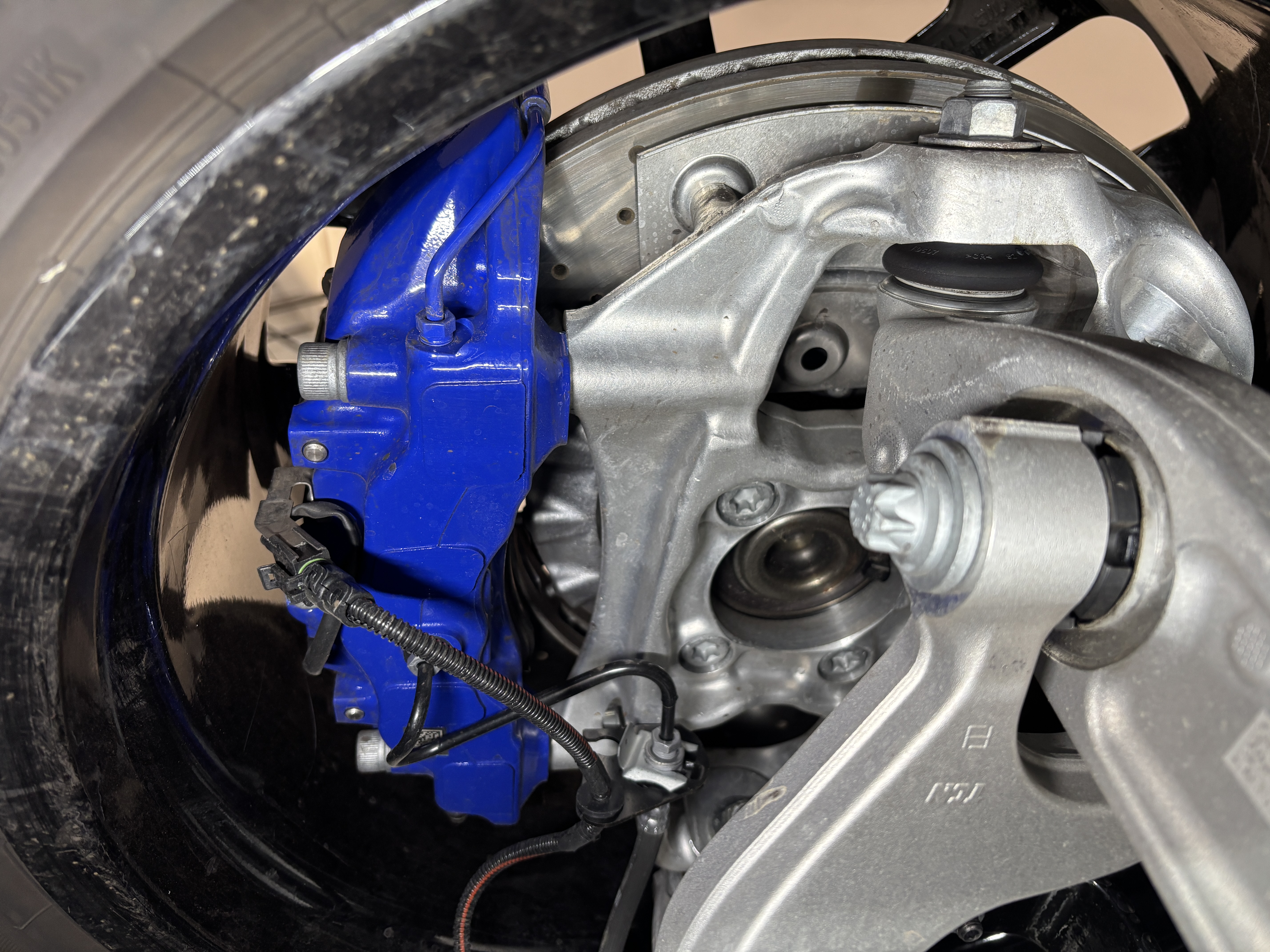 2023 Maserati MC20 — Undercarriage