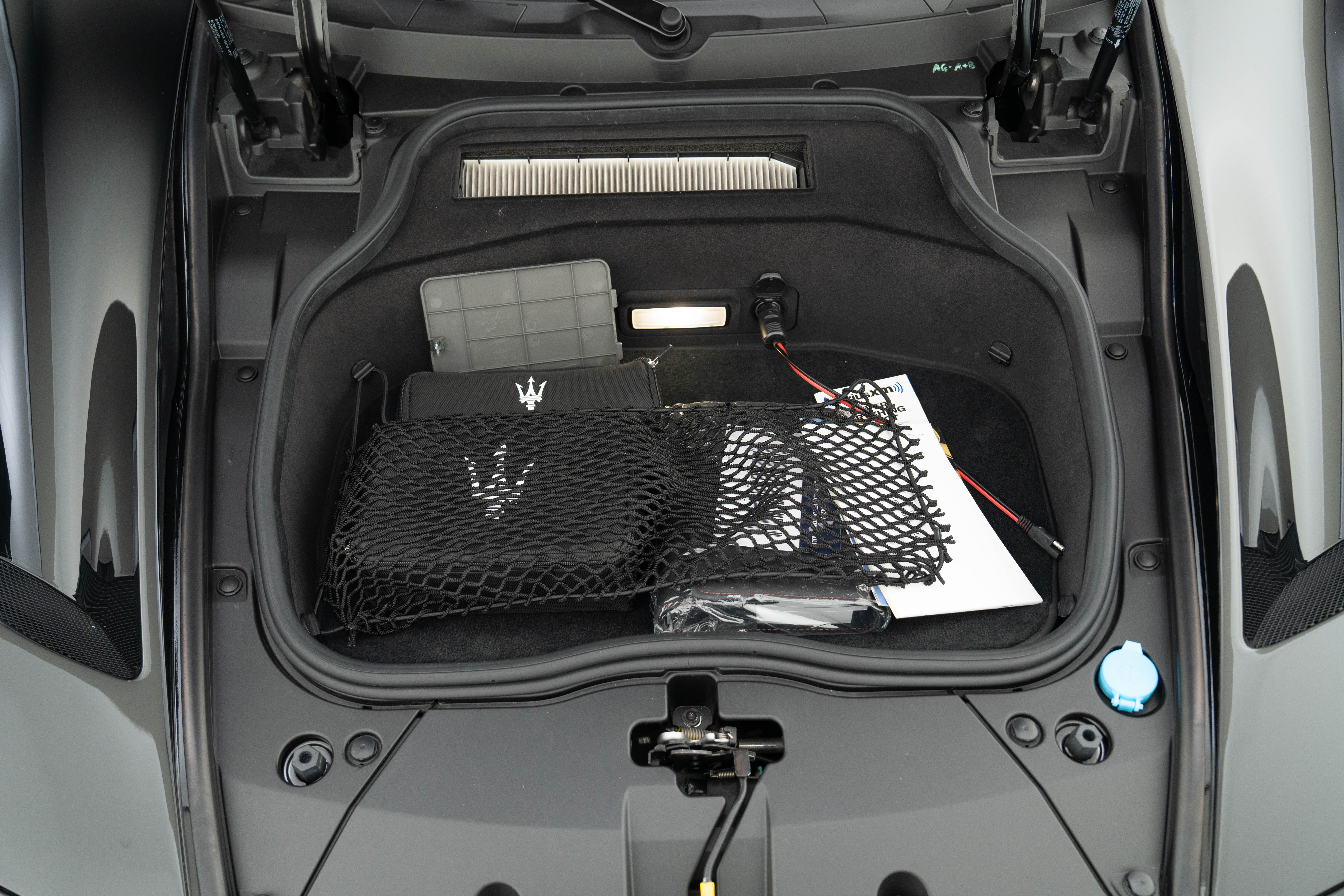 2023 Maserati MC20 — Extras