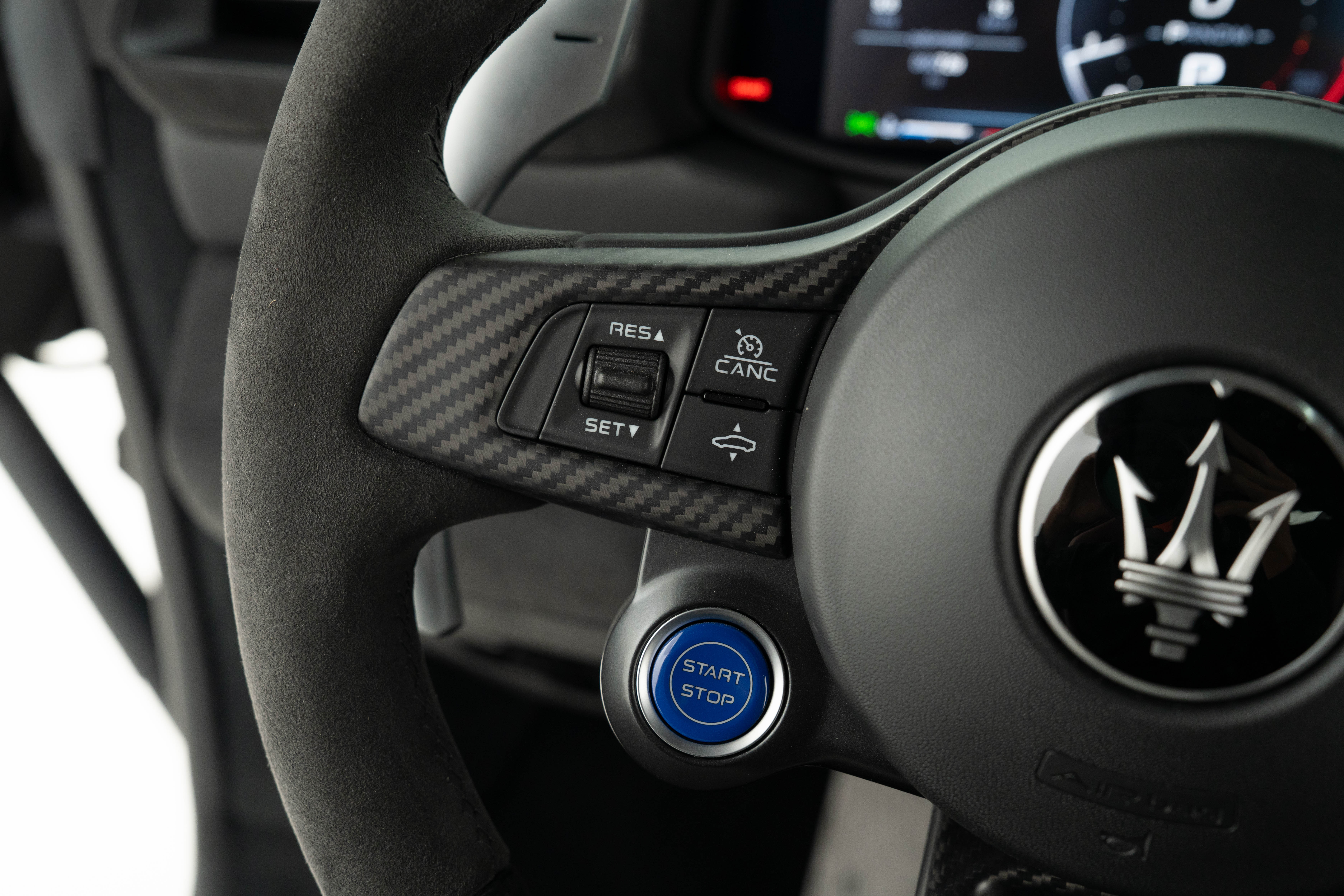 2023 Maserati MC20 — Interior