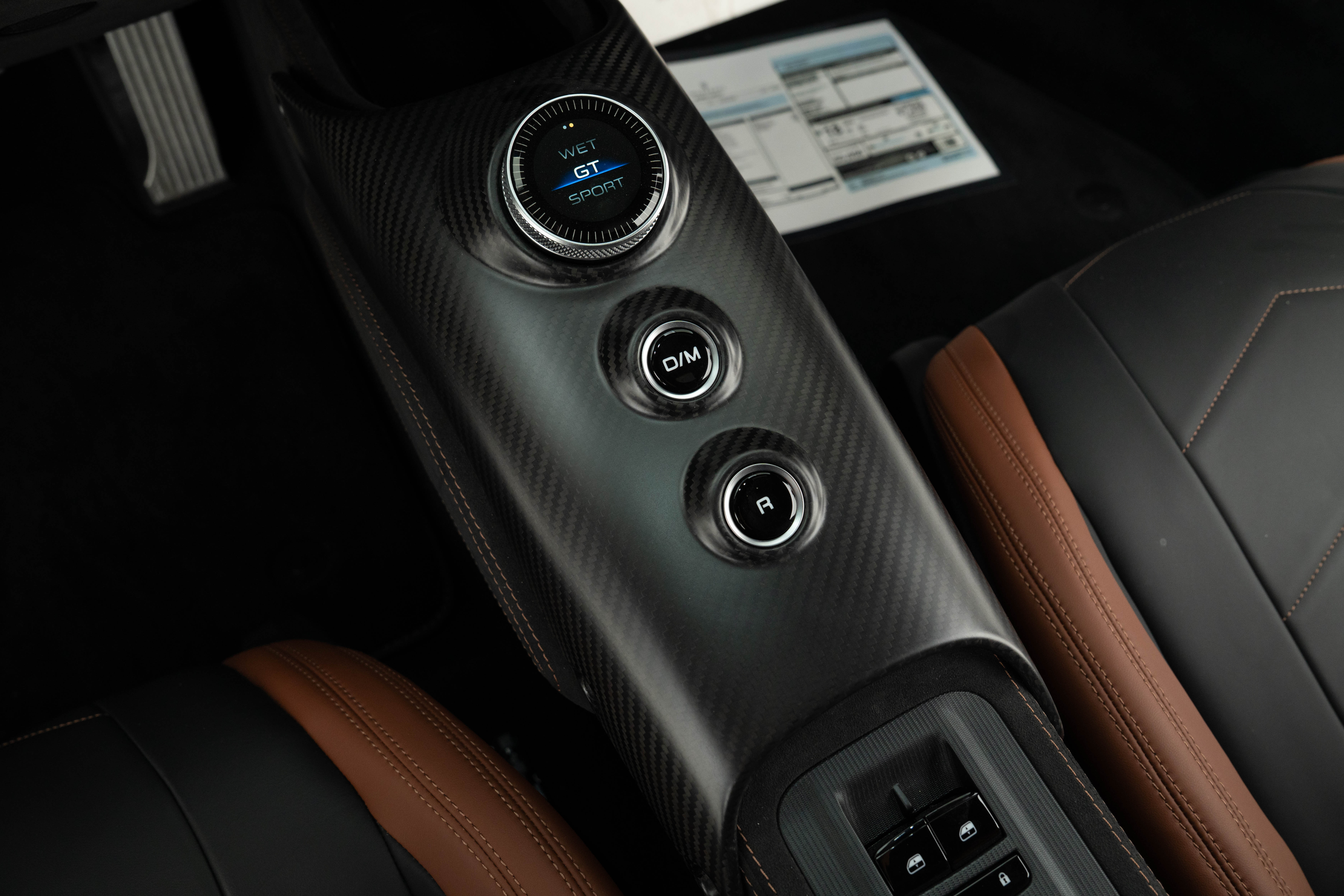 2023 Maserati MC20 — Interior