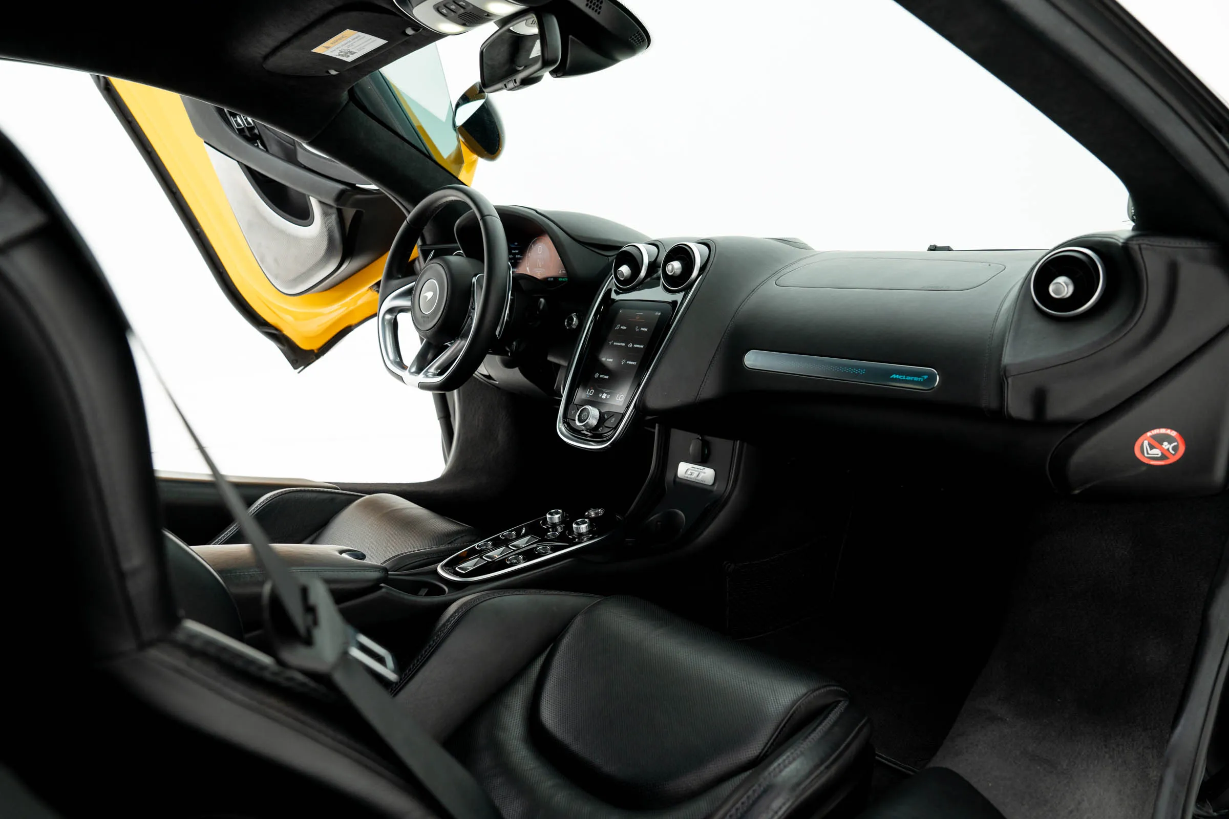 三菱 オープンショーケース MKH-380SRA 動作確認済 Y2023 2023 McLaren GT | MSO Volcano Yellow, Black Pack | duPont REGISTRY