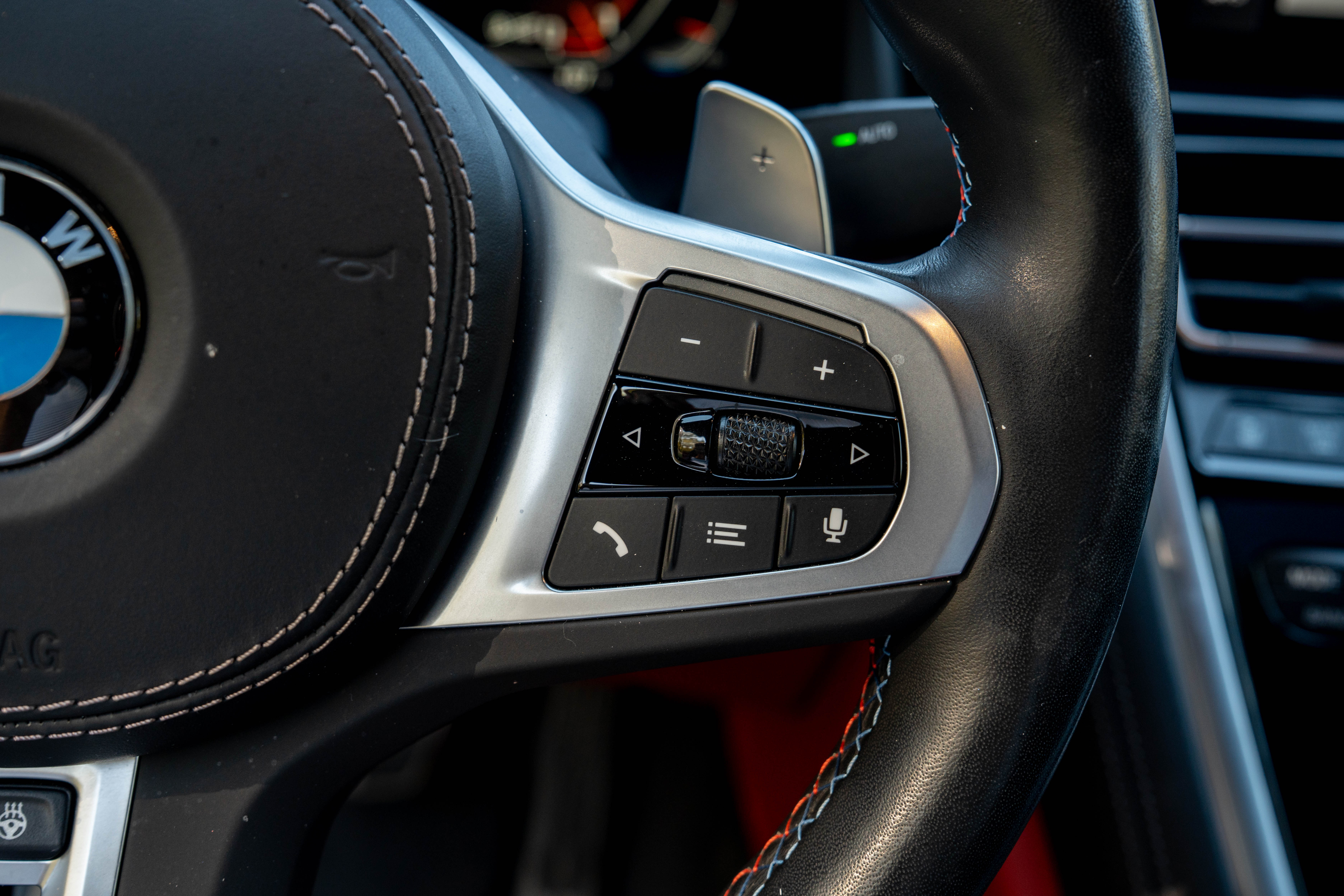 2024 BMW M850i — Interior