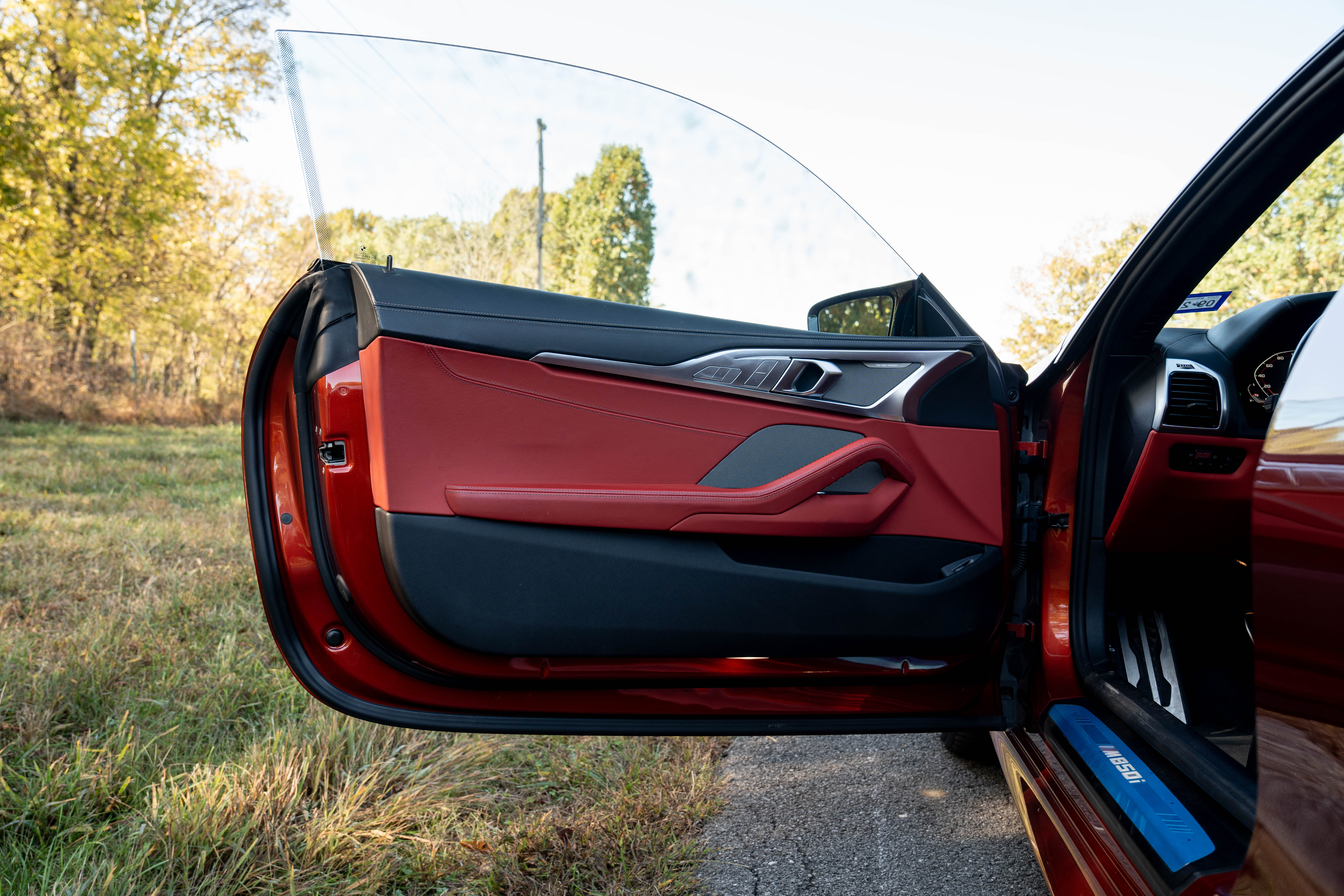2024 BMW M850i — Interior