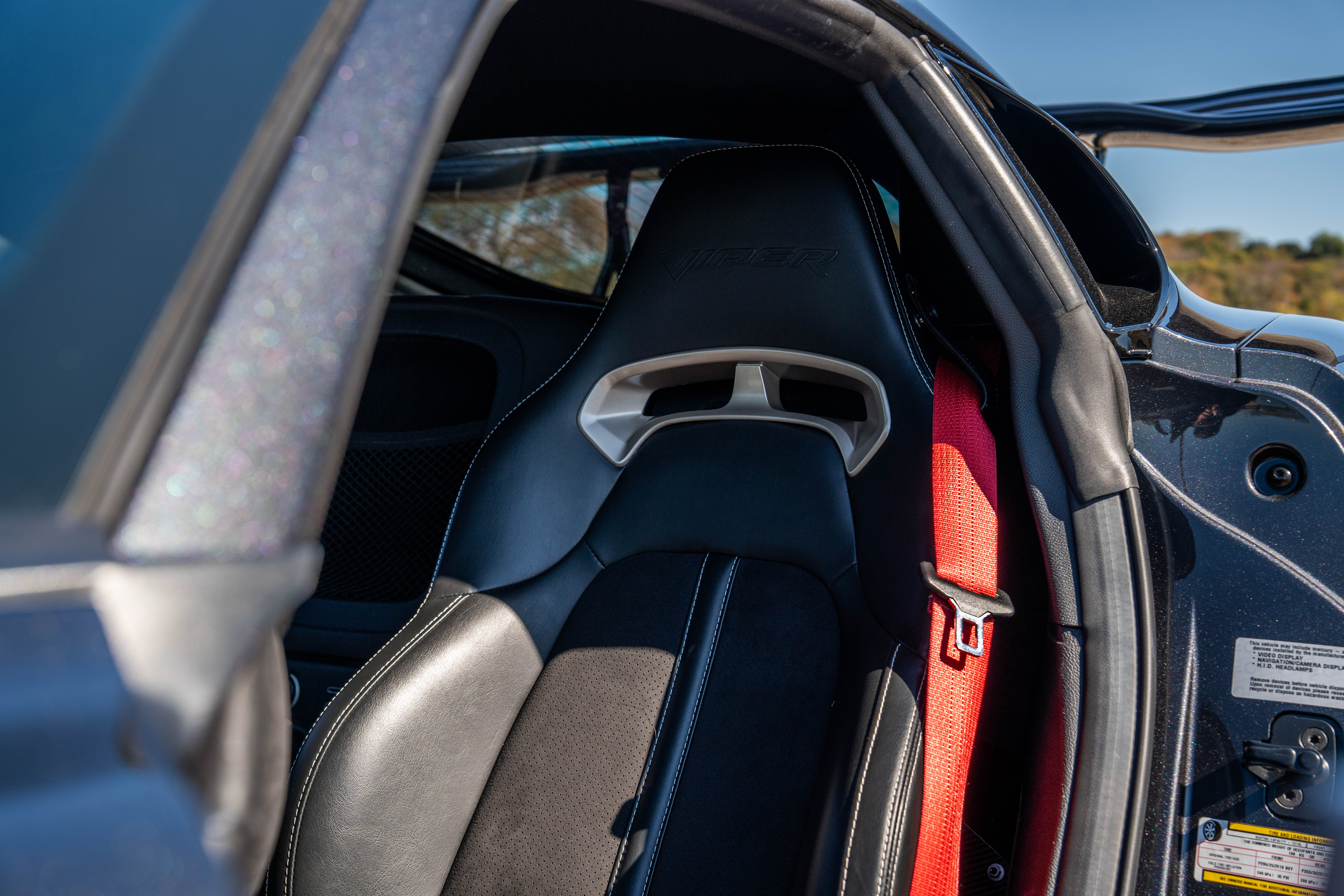 2016 Dodge Viper ACR Extreme — Interior