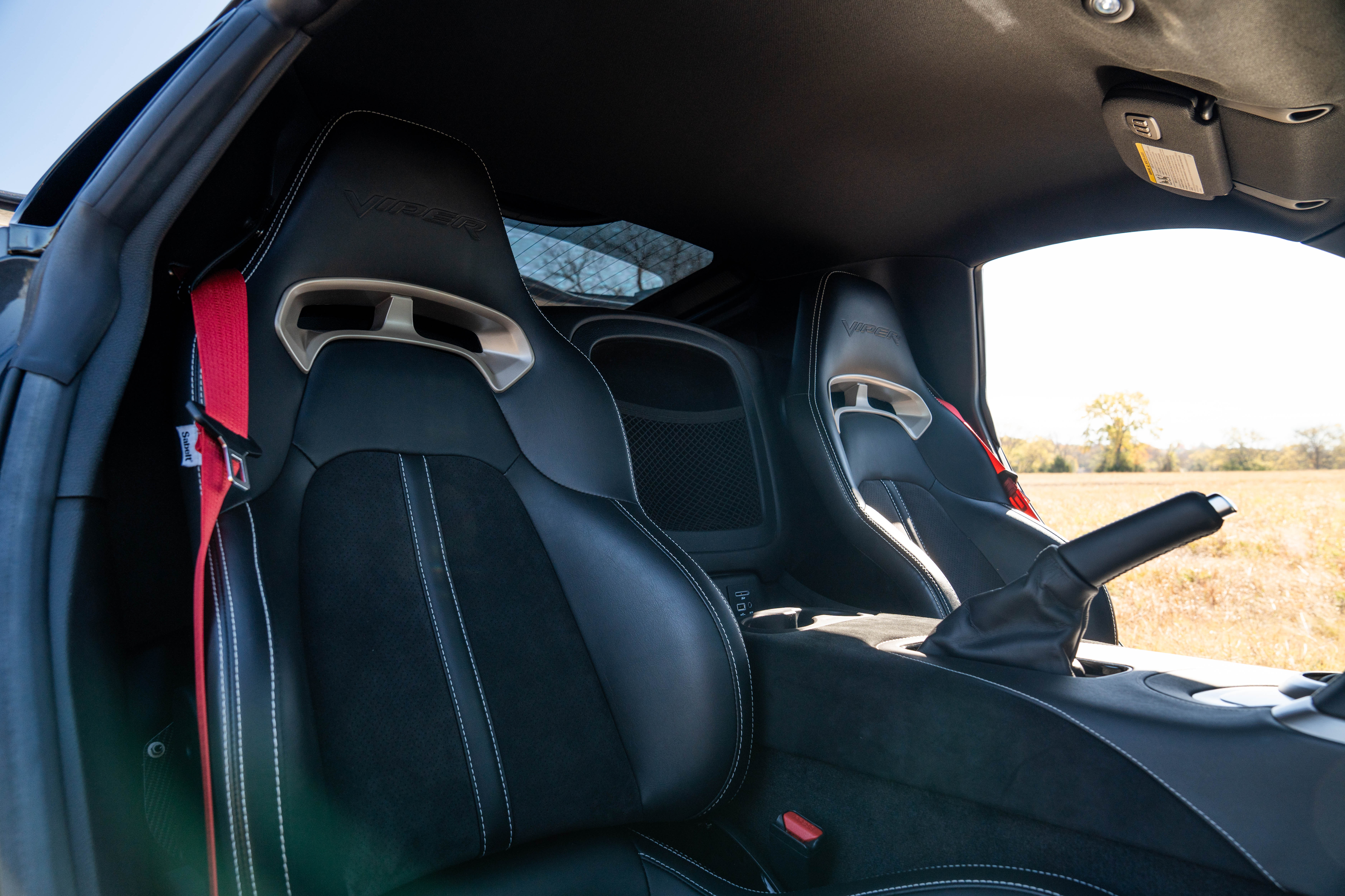 2016 Dodge Viper ACR Extreme — Interior