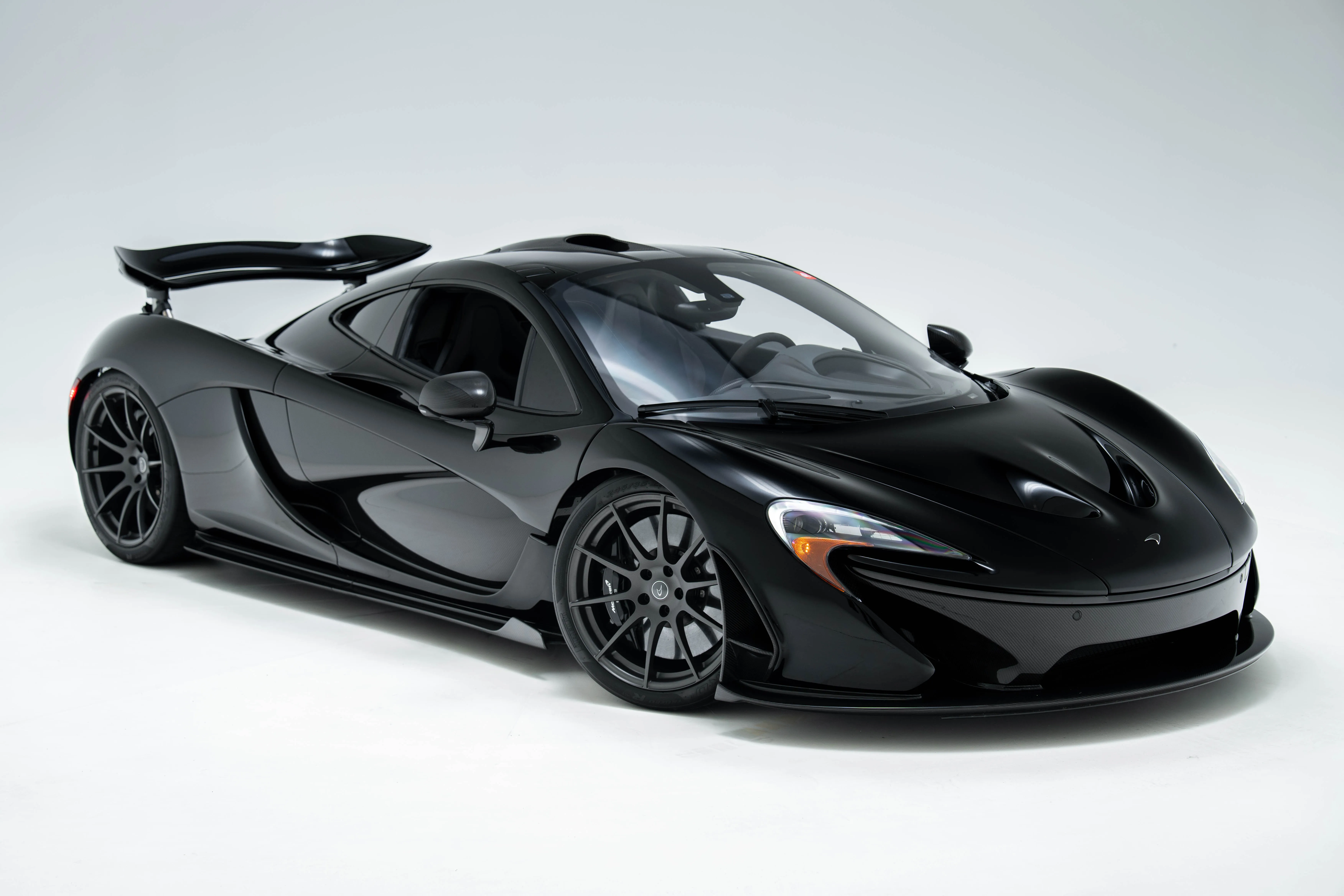 2014 McLaren P1