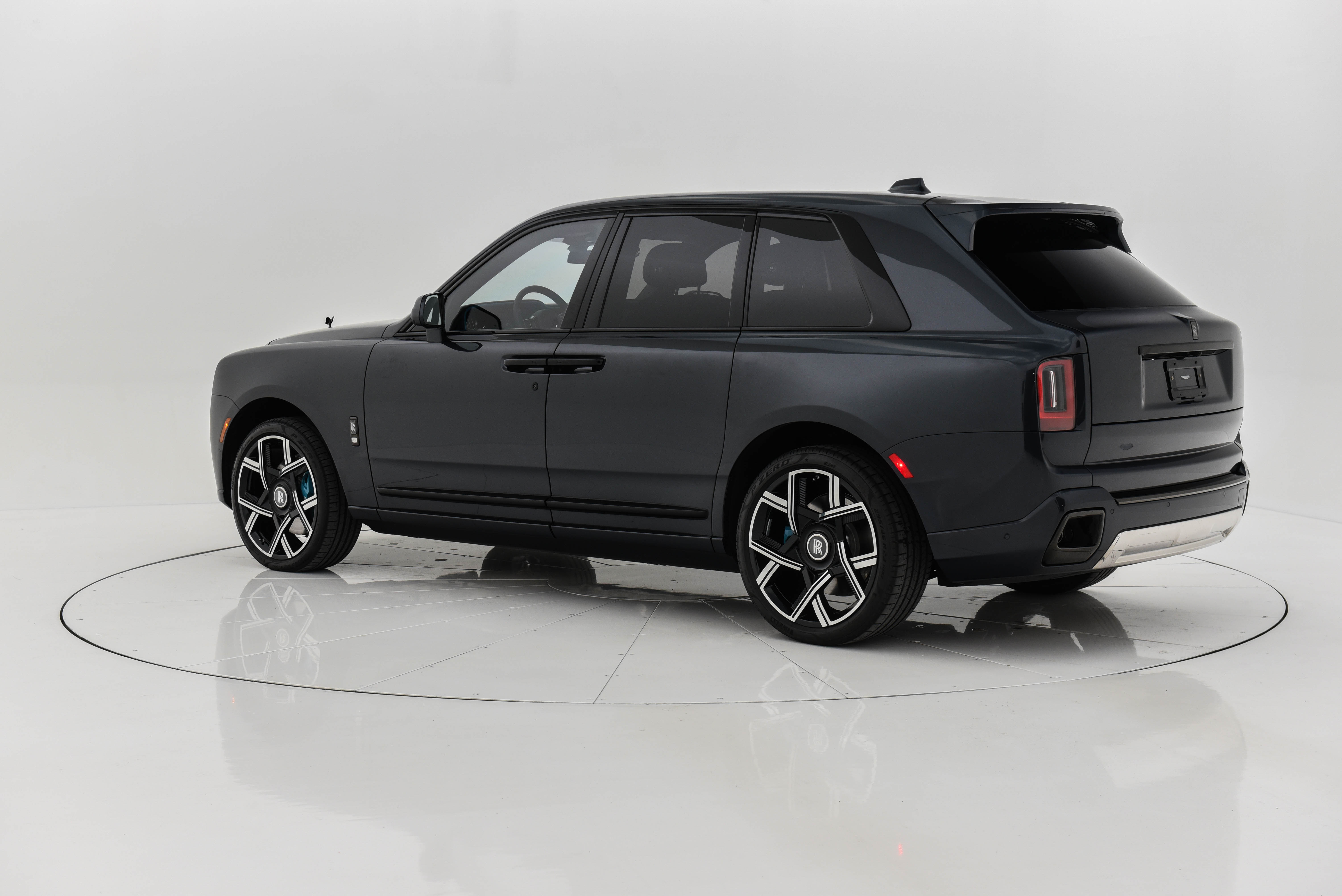 2025 Rolls-Royce Cullinan Blackbadge-80.jpg