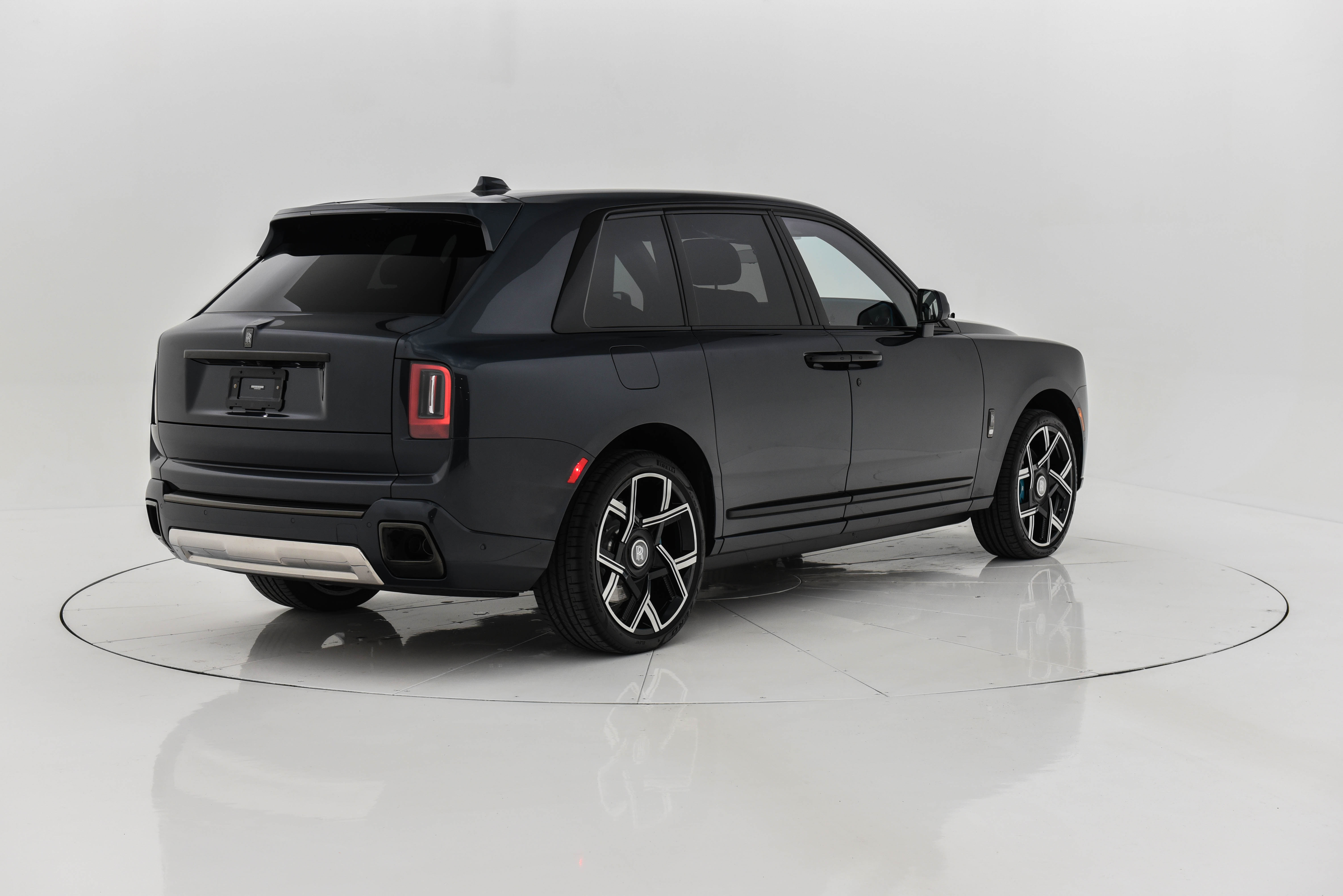2025 Rolls-Royce Cullinan Blackbadge-71.jpg