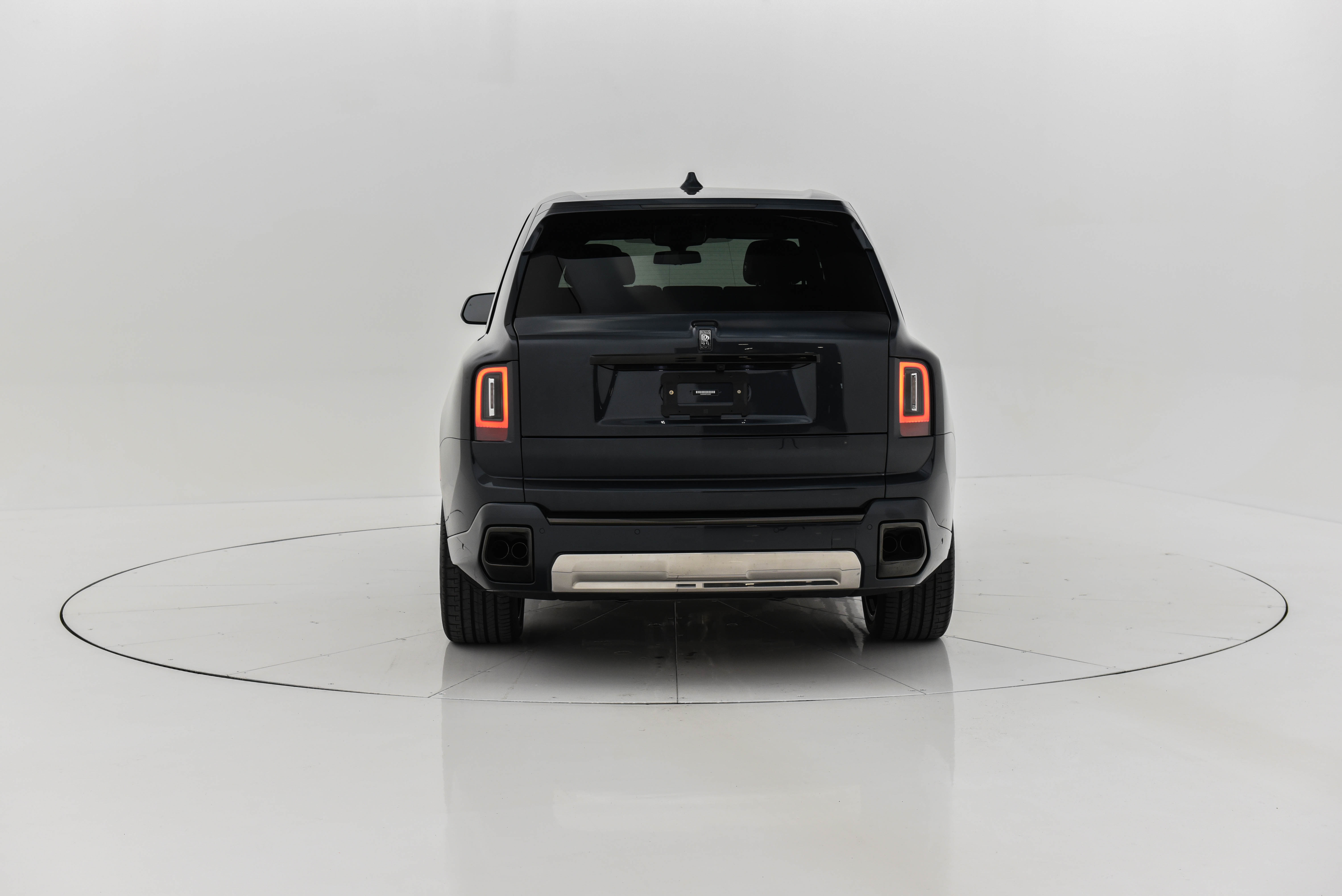 2025 Rolls-Royce Cullinan Blackbadge-75.jpg