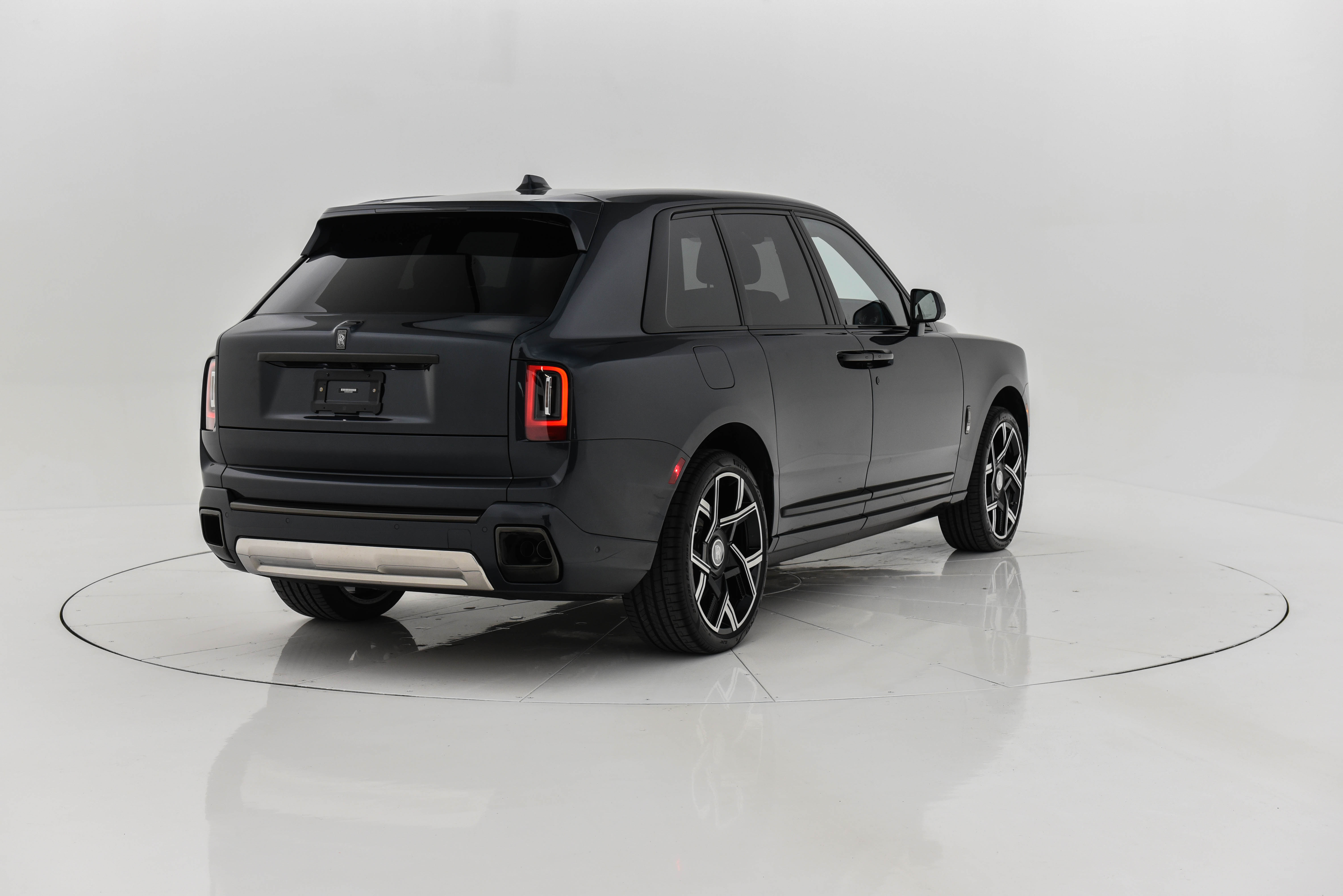 2025 Rolls-Royce Cullinan Blackbadge-72.jpg