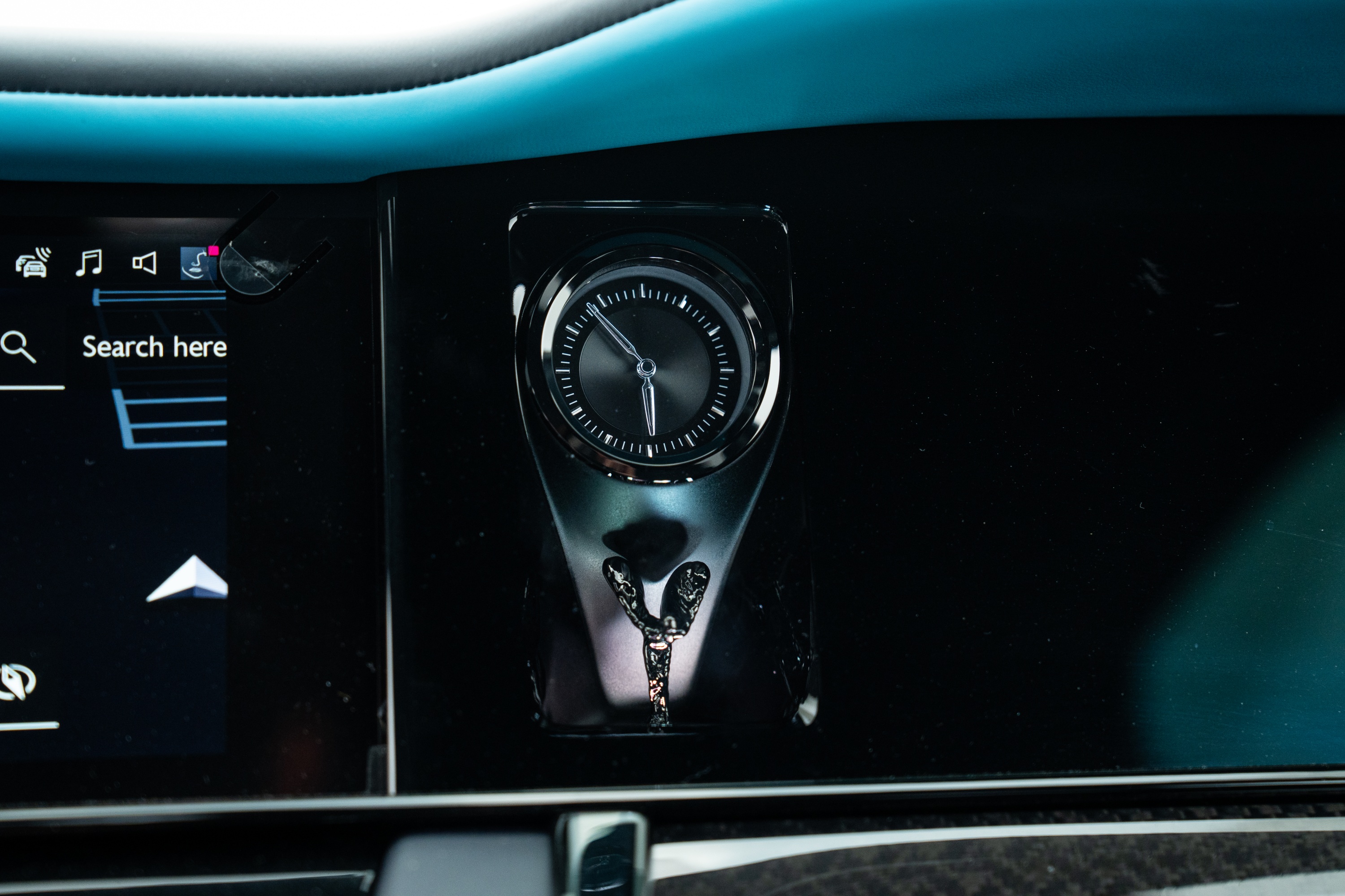 2025 Rolls-Royce Cullinan Blackbadge-43.jpg