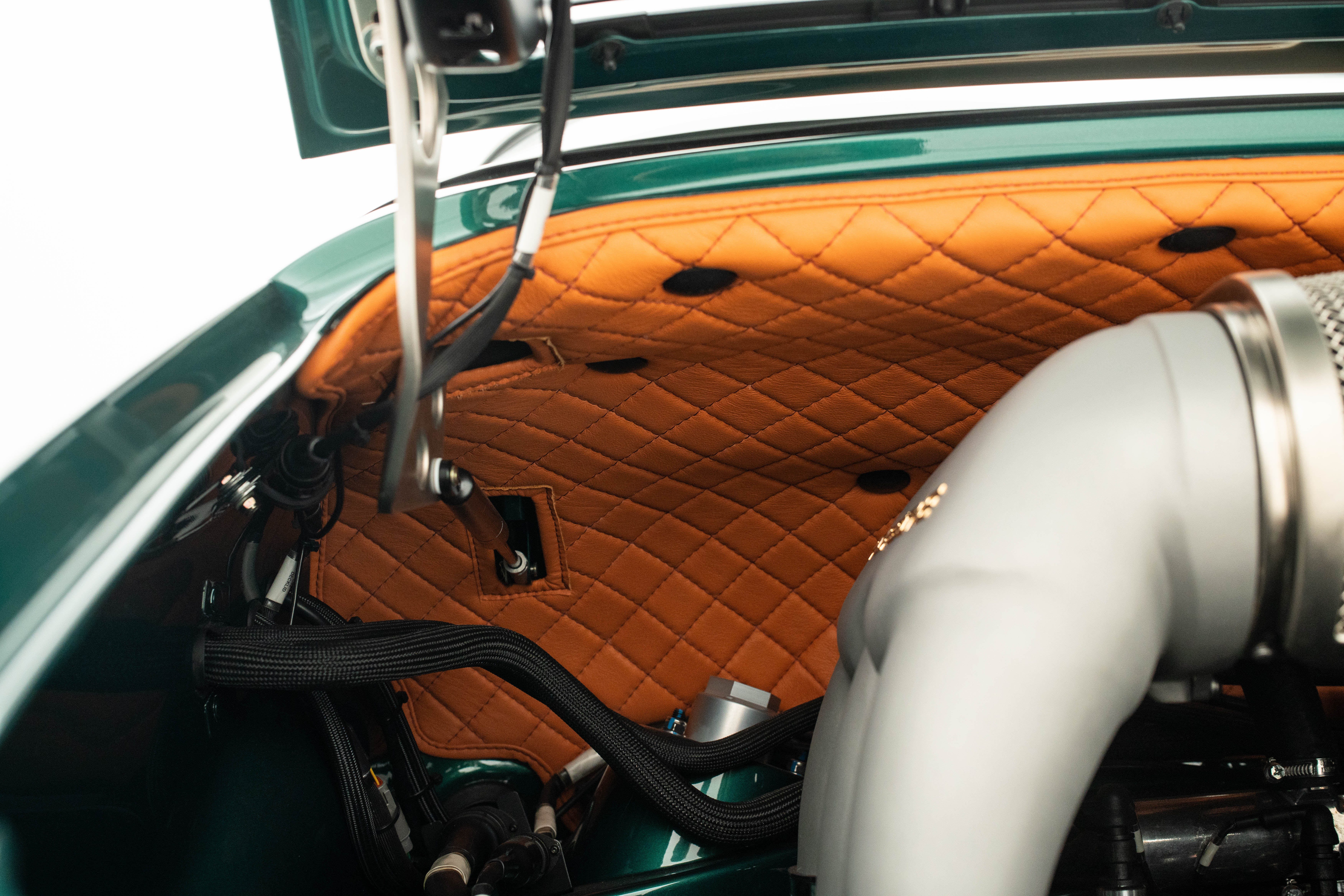 1992 Porsche 911 Tagra by Singer-41.jpg