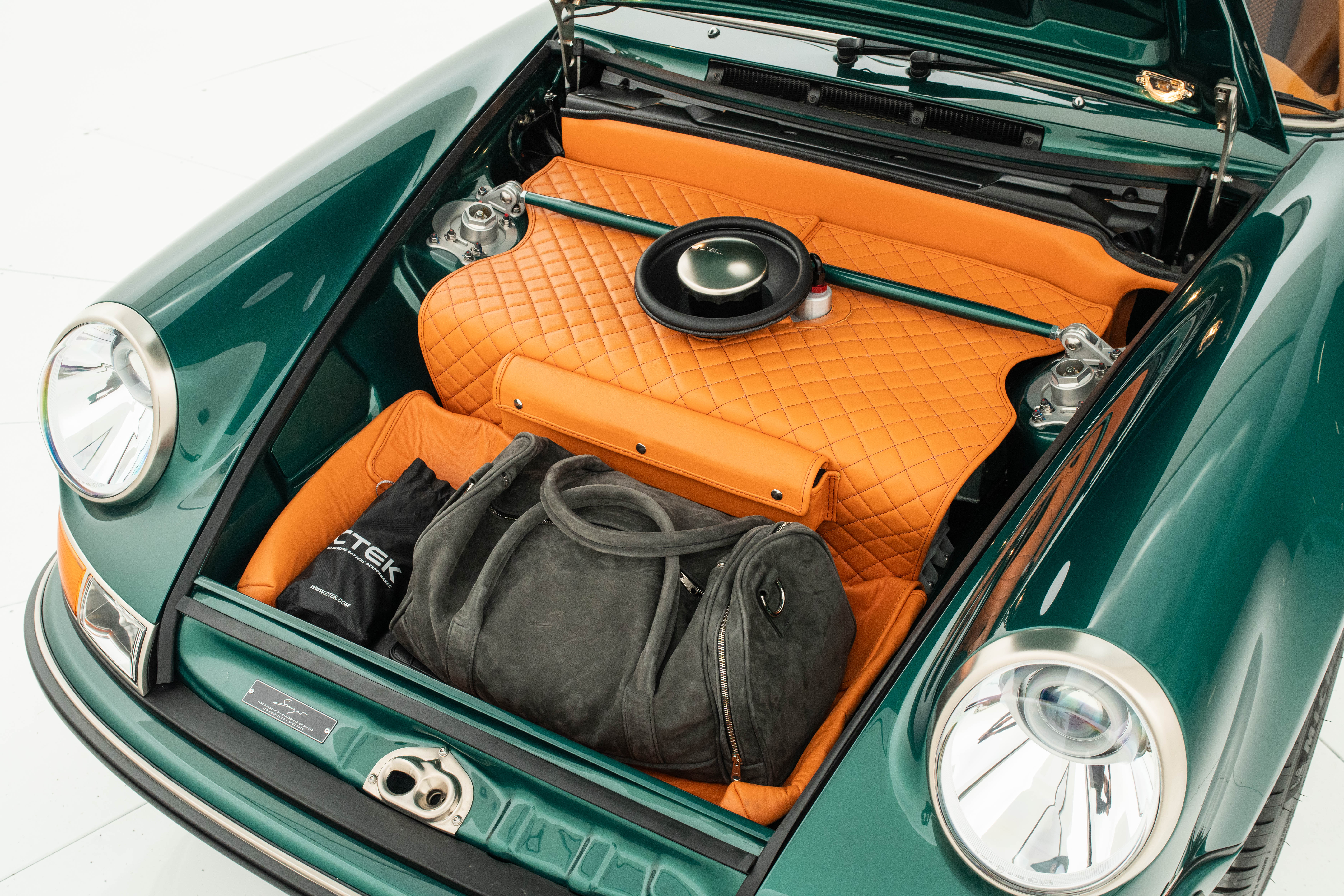 1992 Porsche 911 Tagra by Singer-42.jpg