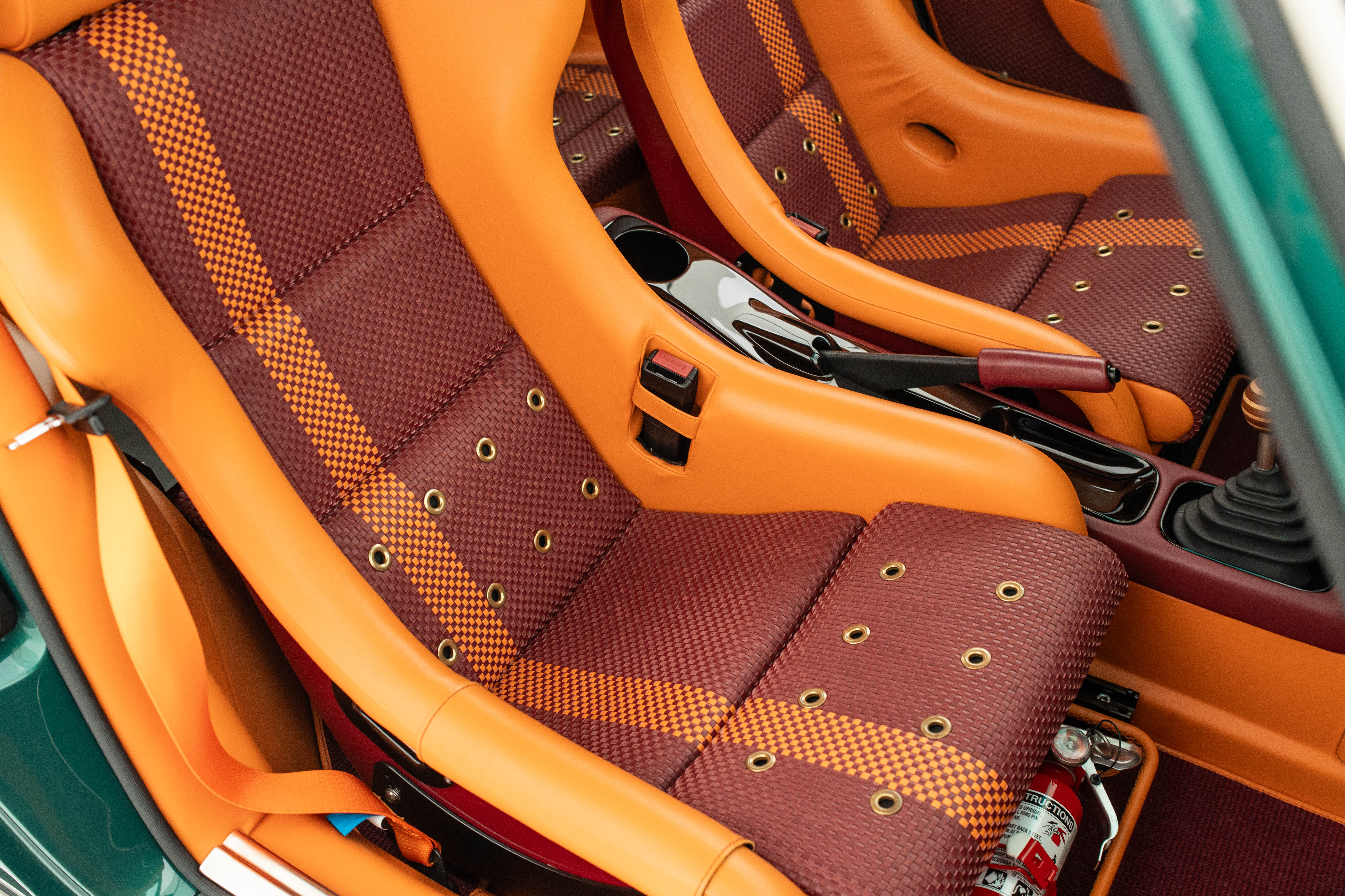 1992 Porsche 911 Tagra by Singer-33.jpg