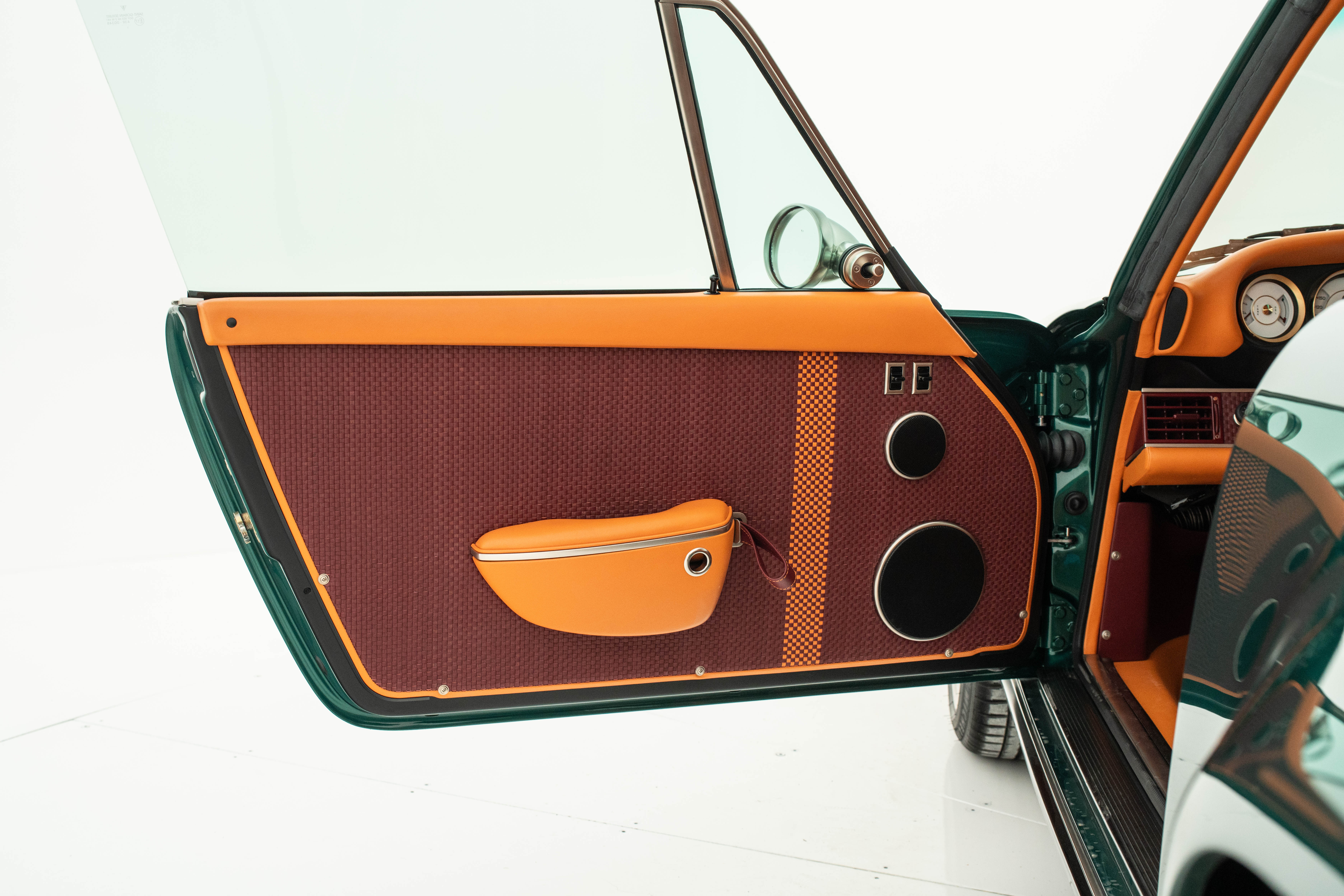 1992 Porsche 911 Tagra by Singer-5.jpg