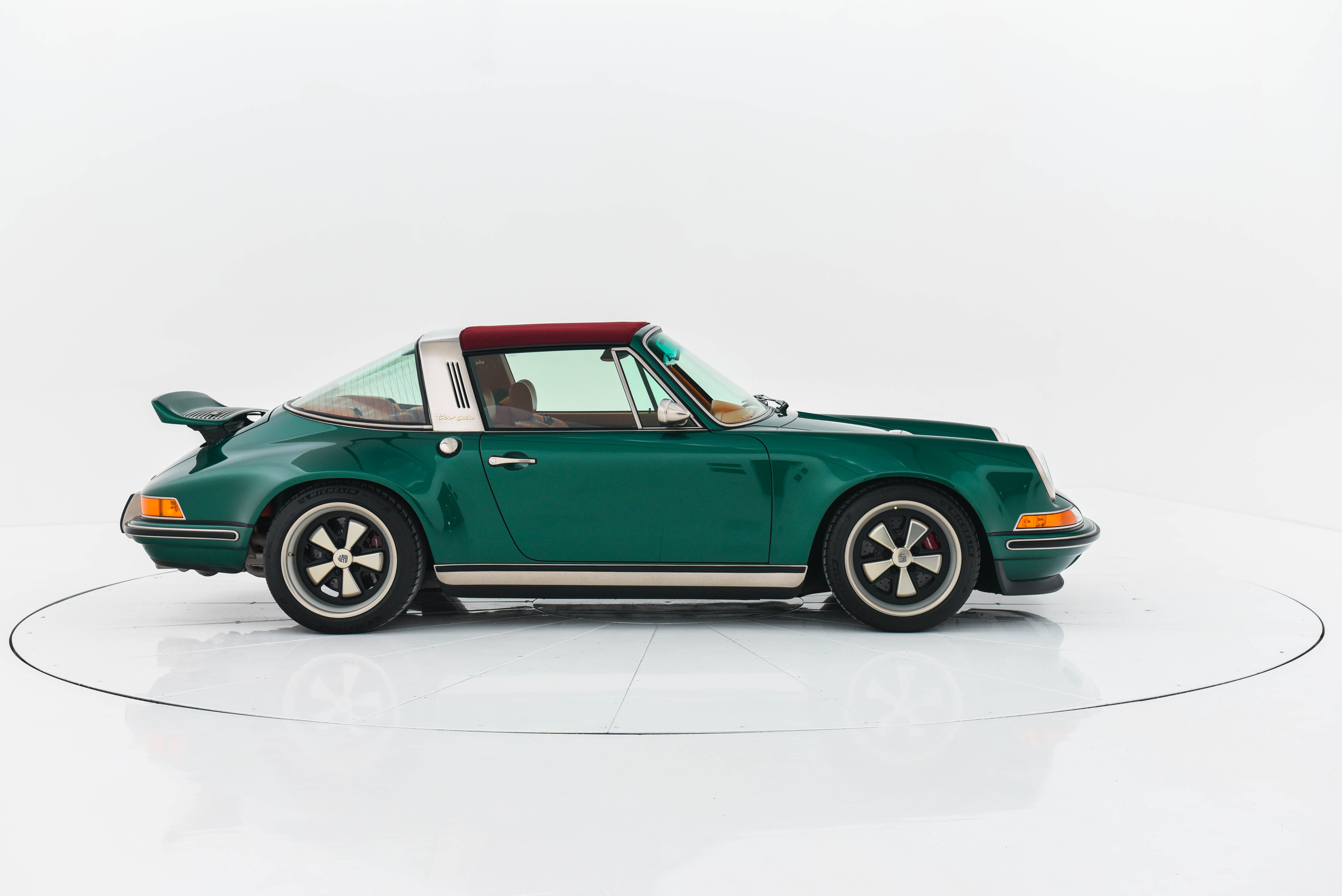 1992 Porsche 911 Tagra by Singer-156.jpg