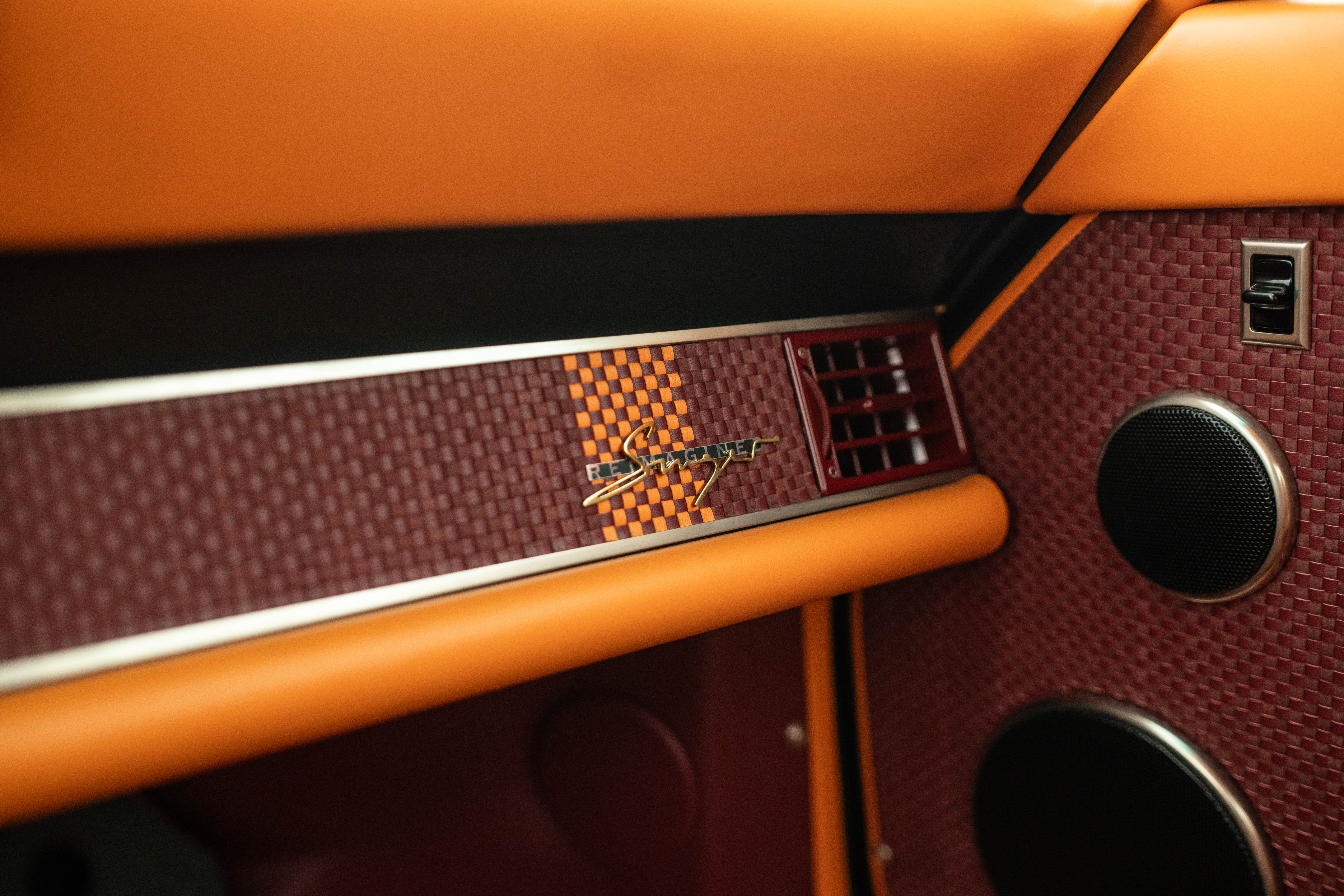 1992 Porsche 911 Tagra by Singer-19.jpg