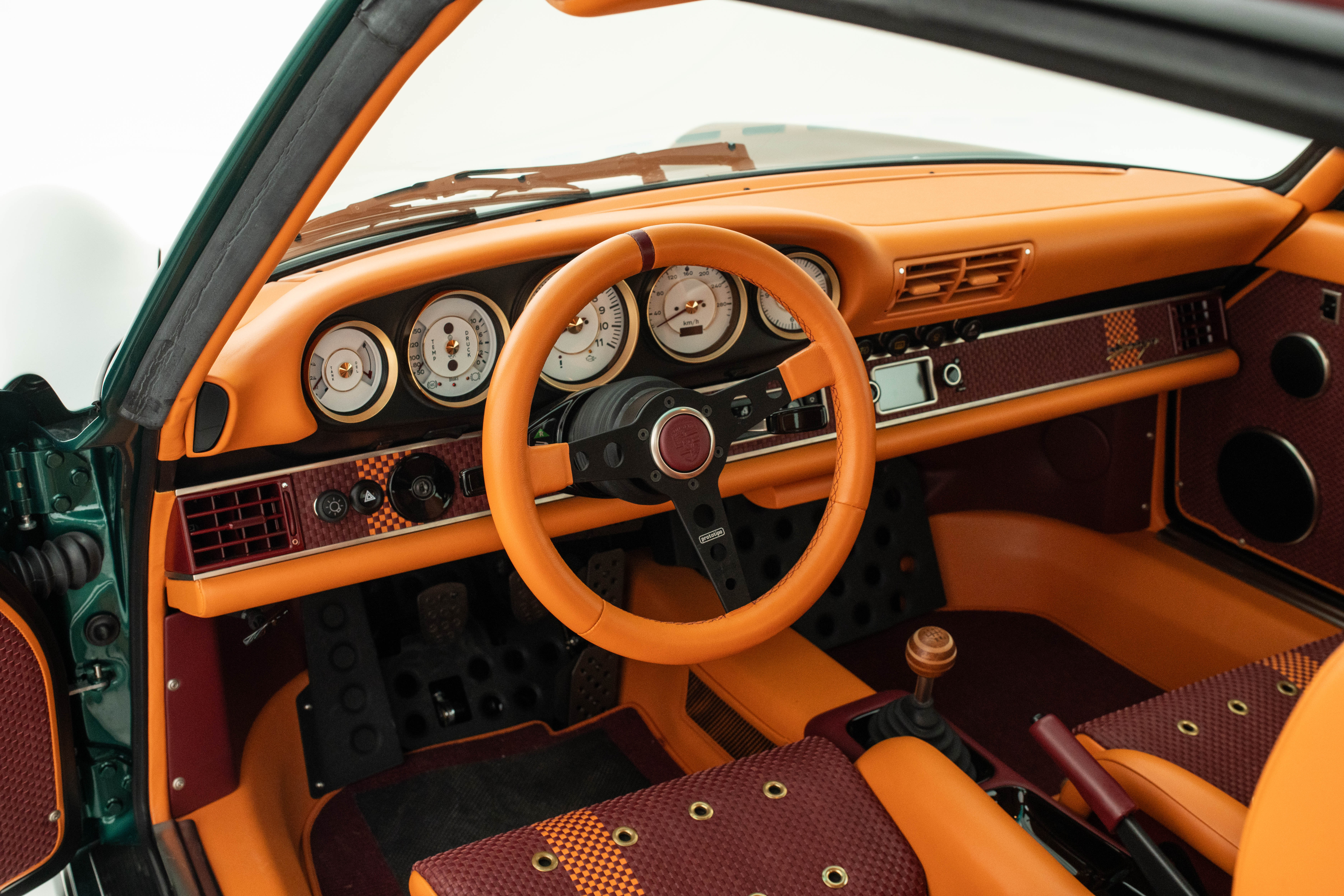1992 Porsche 911 Tagra by Singer-8.jpg