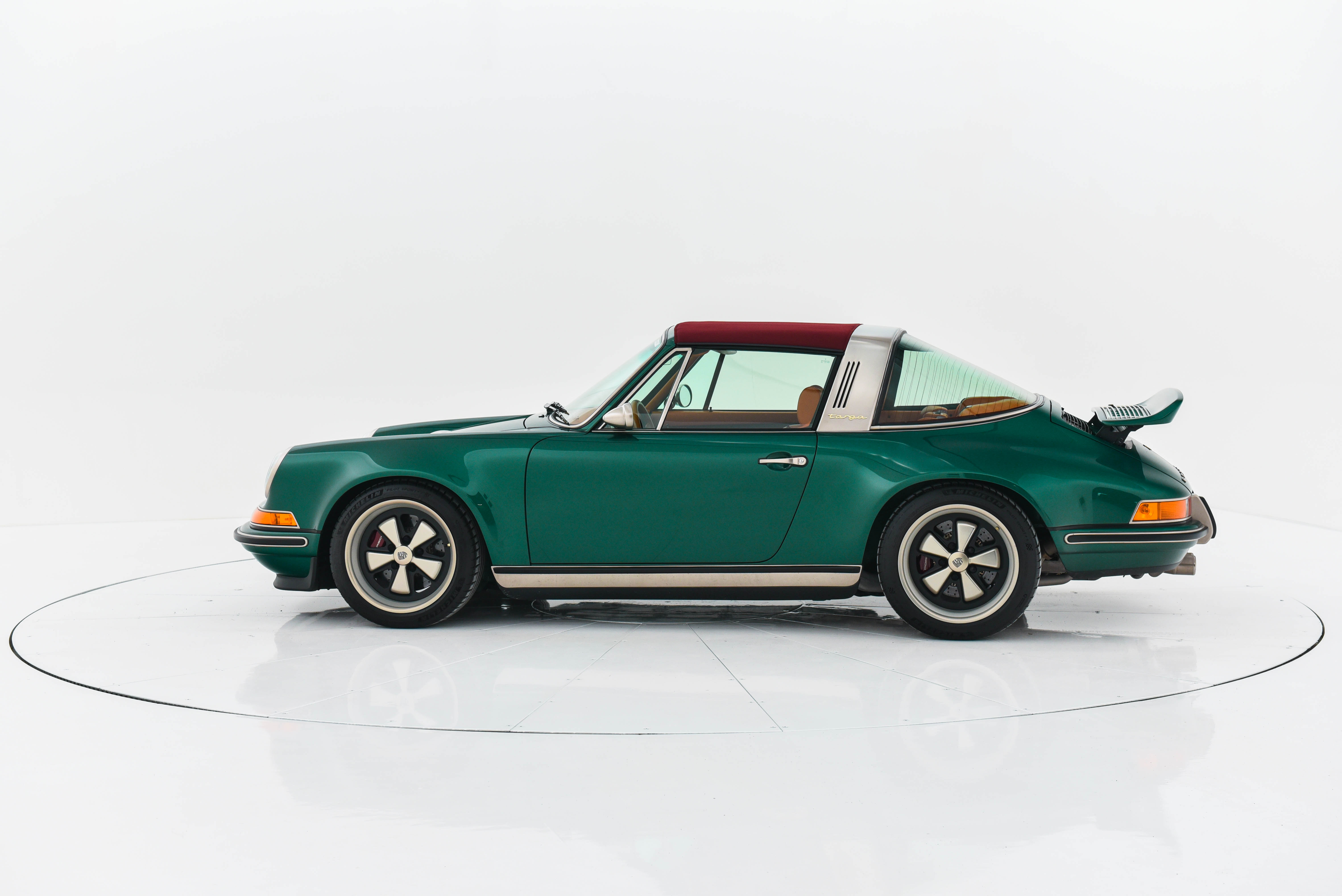 1992 Porsche 911 Tagra by Singer-174.jpg