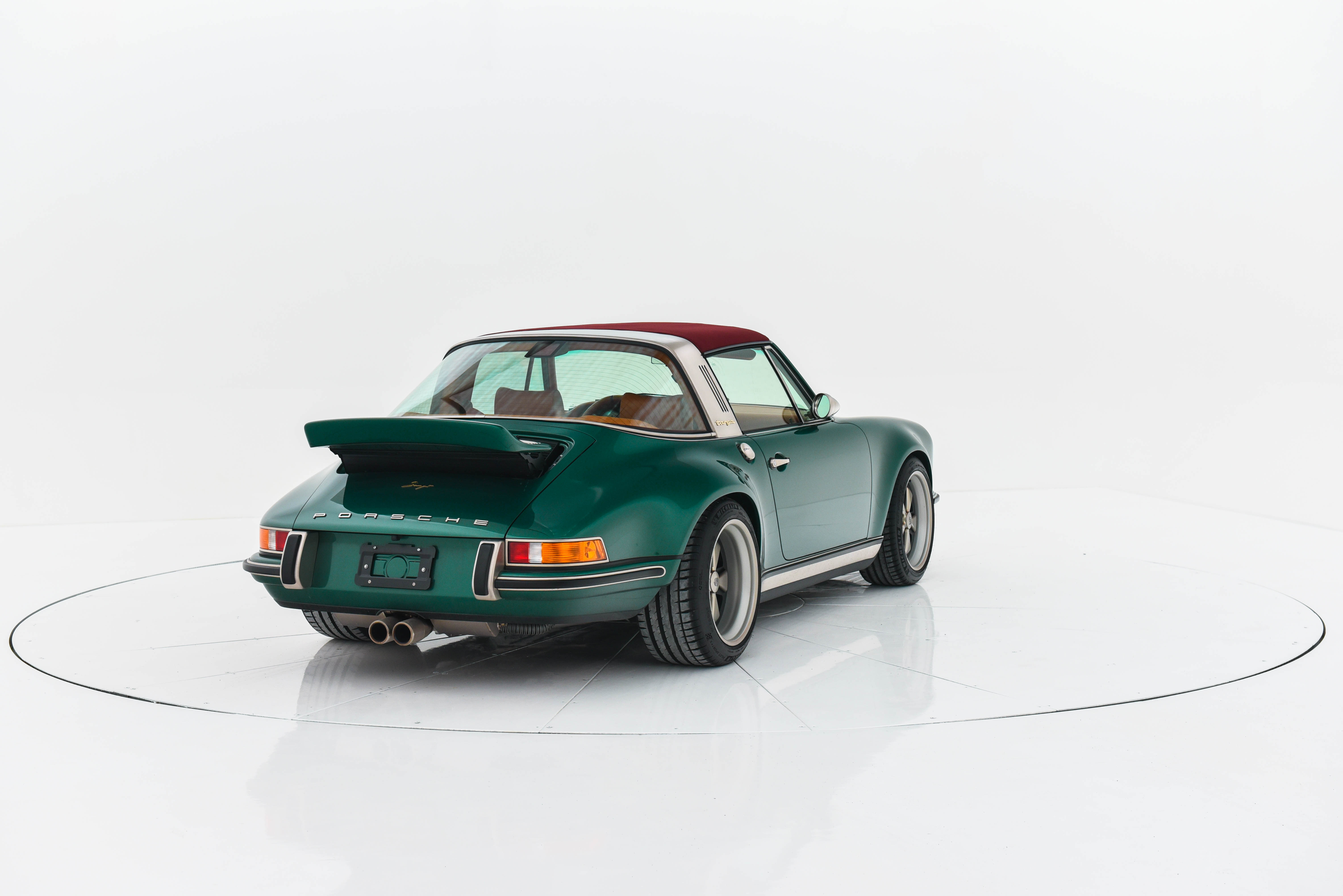 1992 Porsche 911 Tagra by Singer-163.jpg