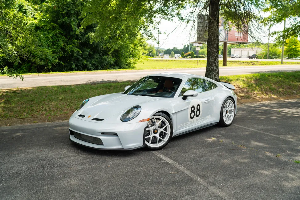 2024 Porsche 911 S/T (992) — market value and price history