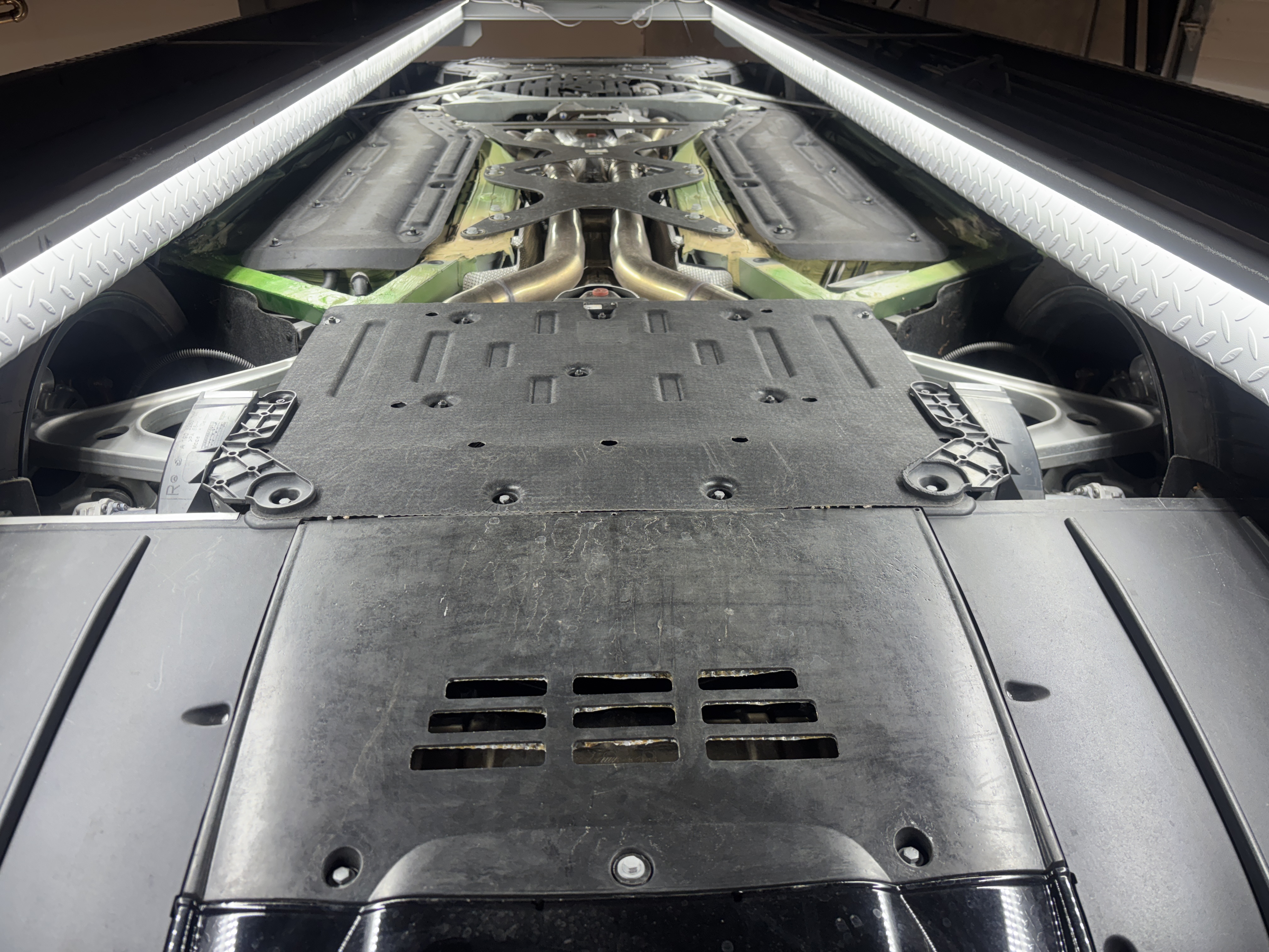 2018 Mercedes-AMG GT-R — Undercarriage