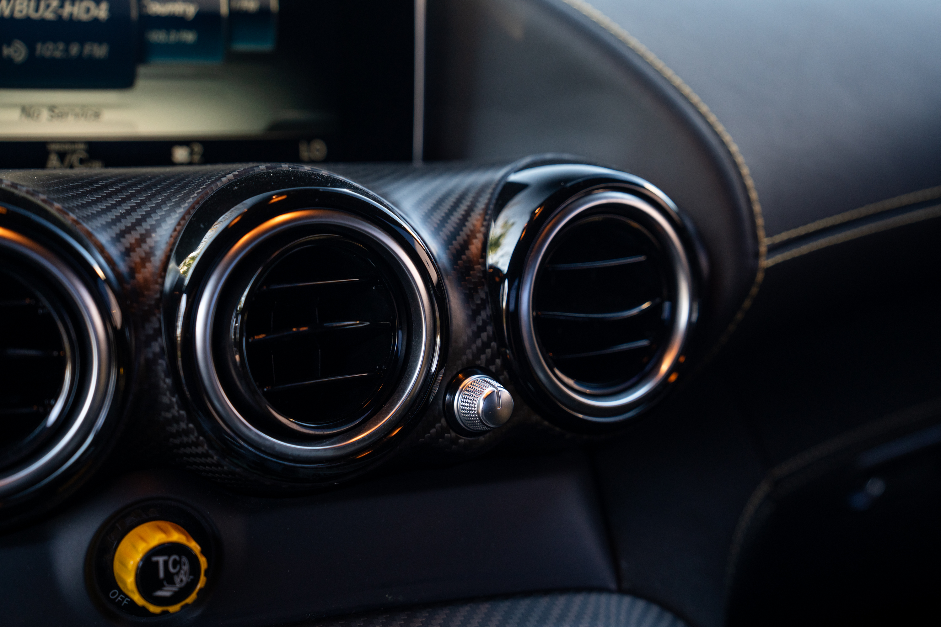 2018 Mercedes-AMG GT-R — Interior