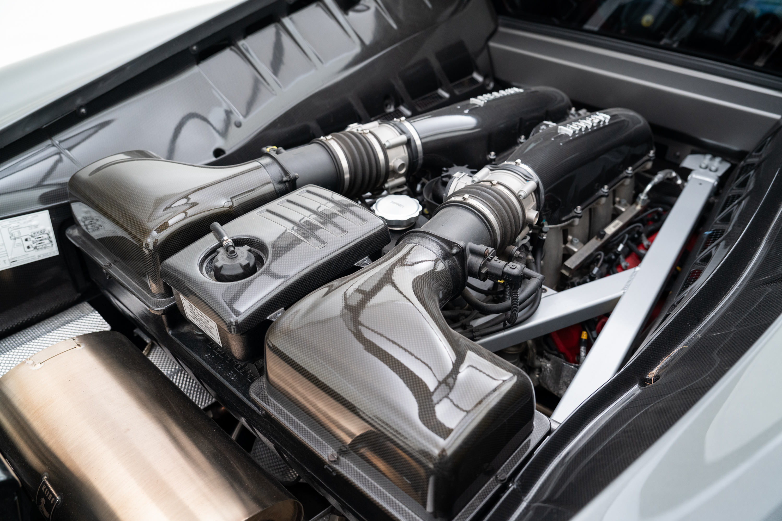 2009 Ferrari 430 Scuderia — Engine Bay