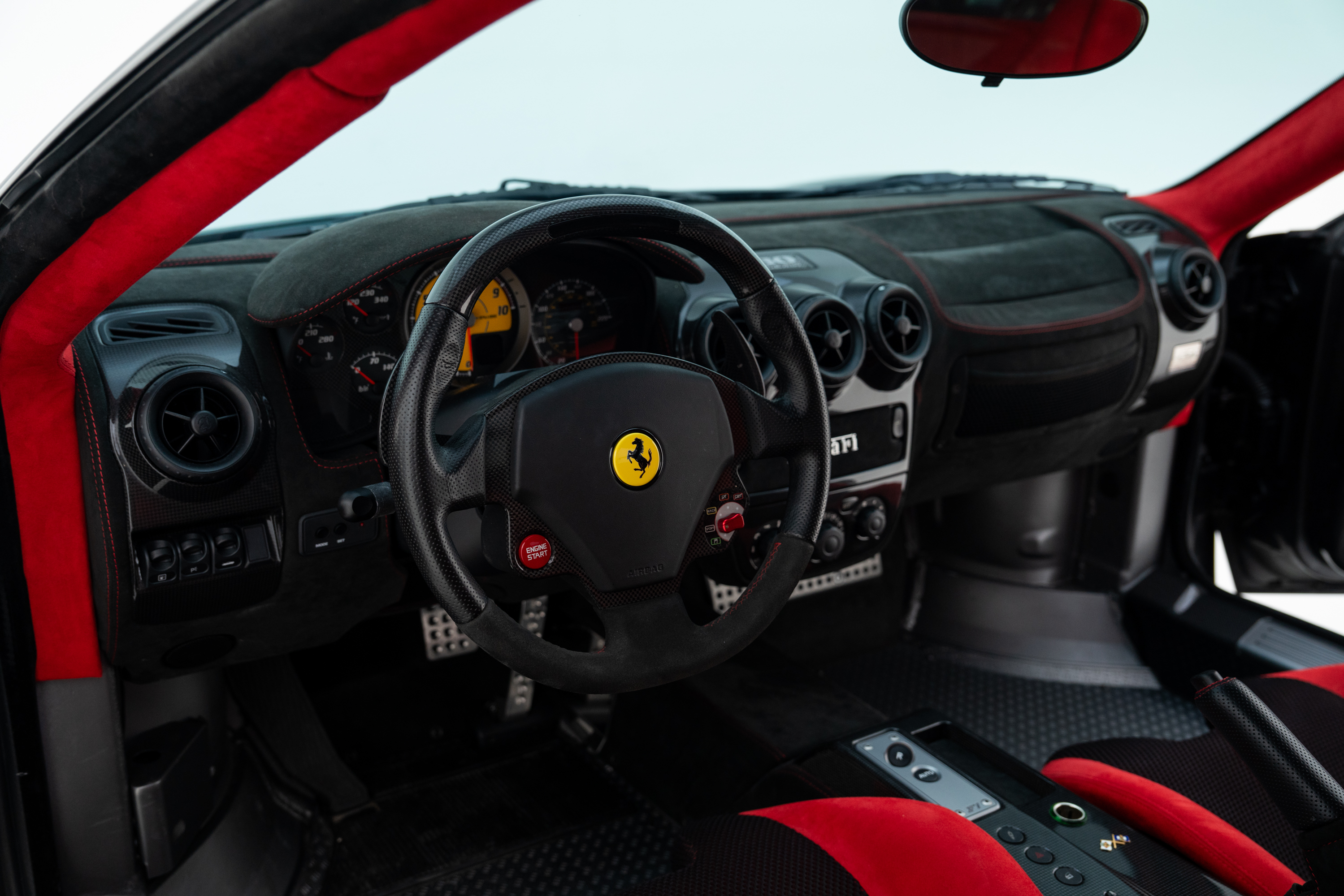 2009 Ferrari 430 Scuderia — Interior