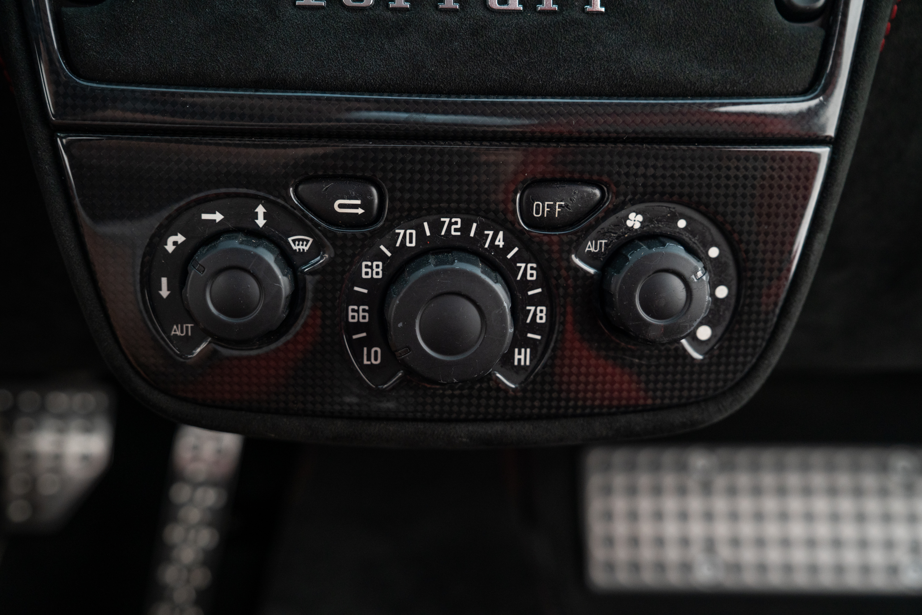 2009 Ferrari 430 Scuderia — Interior
