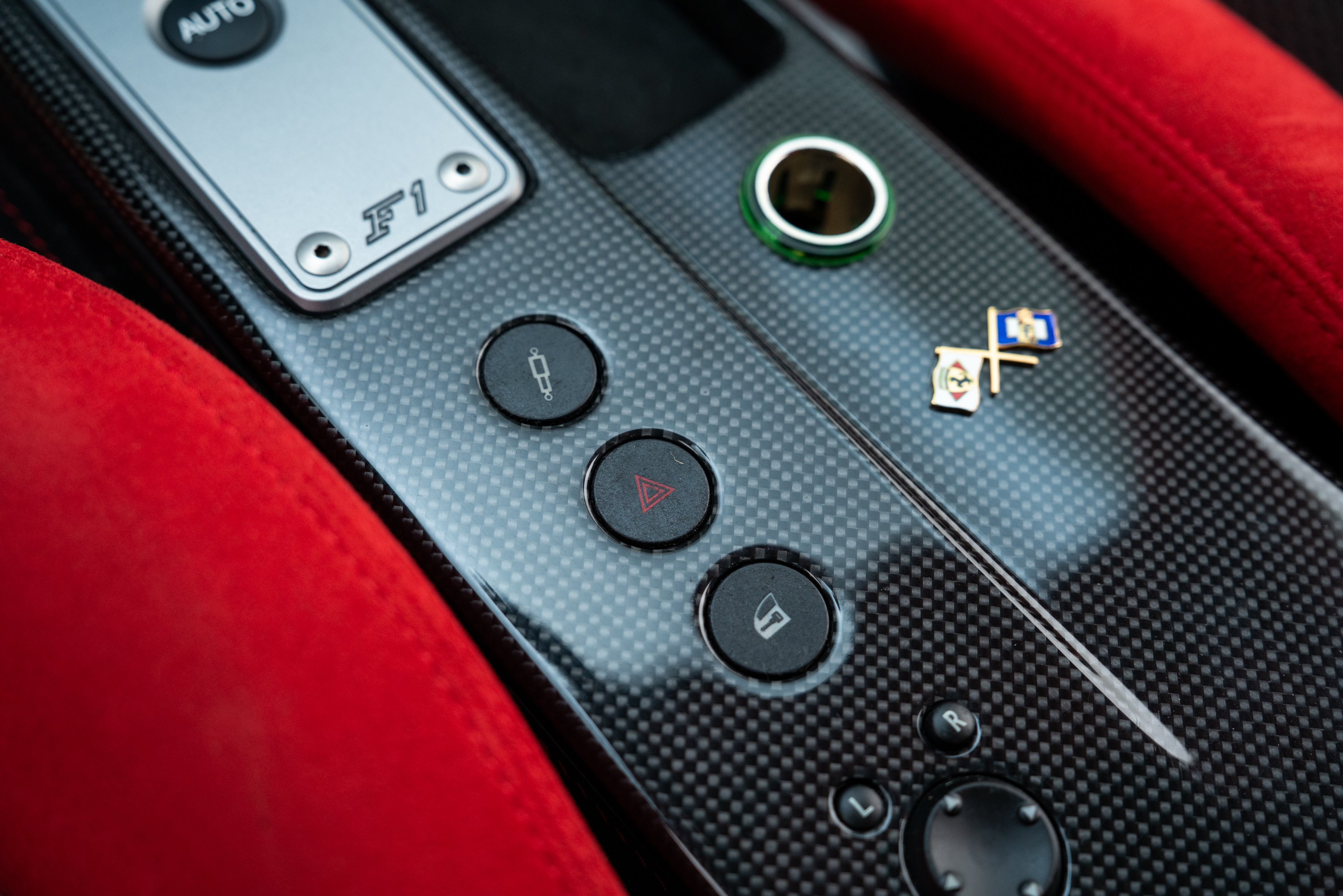 2009 Ferrari 430 Scuderia — Interior