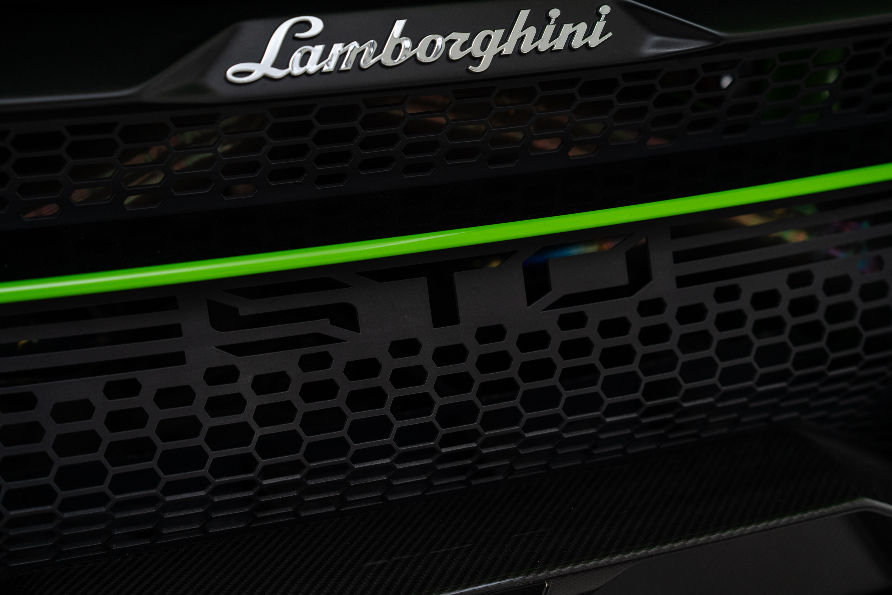2022 Lamborghini Huracan STO — Exterior