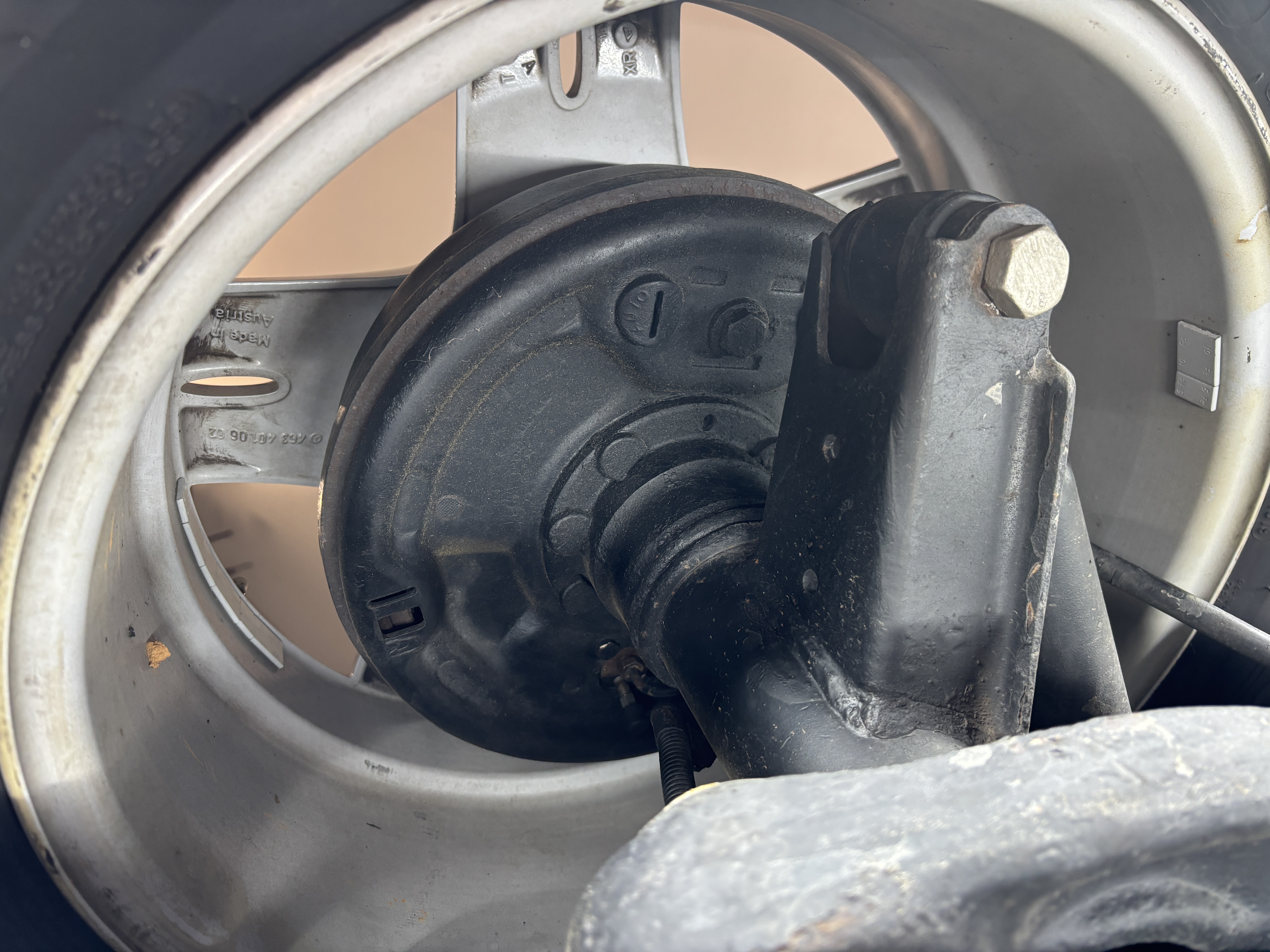 1994 Mercedes-Benz G350TD Cabriolet — Undercarriage