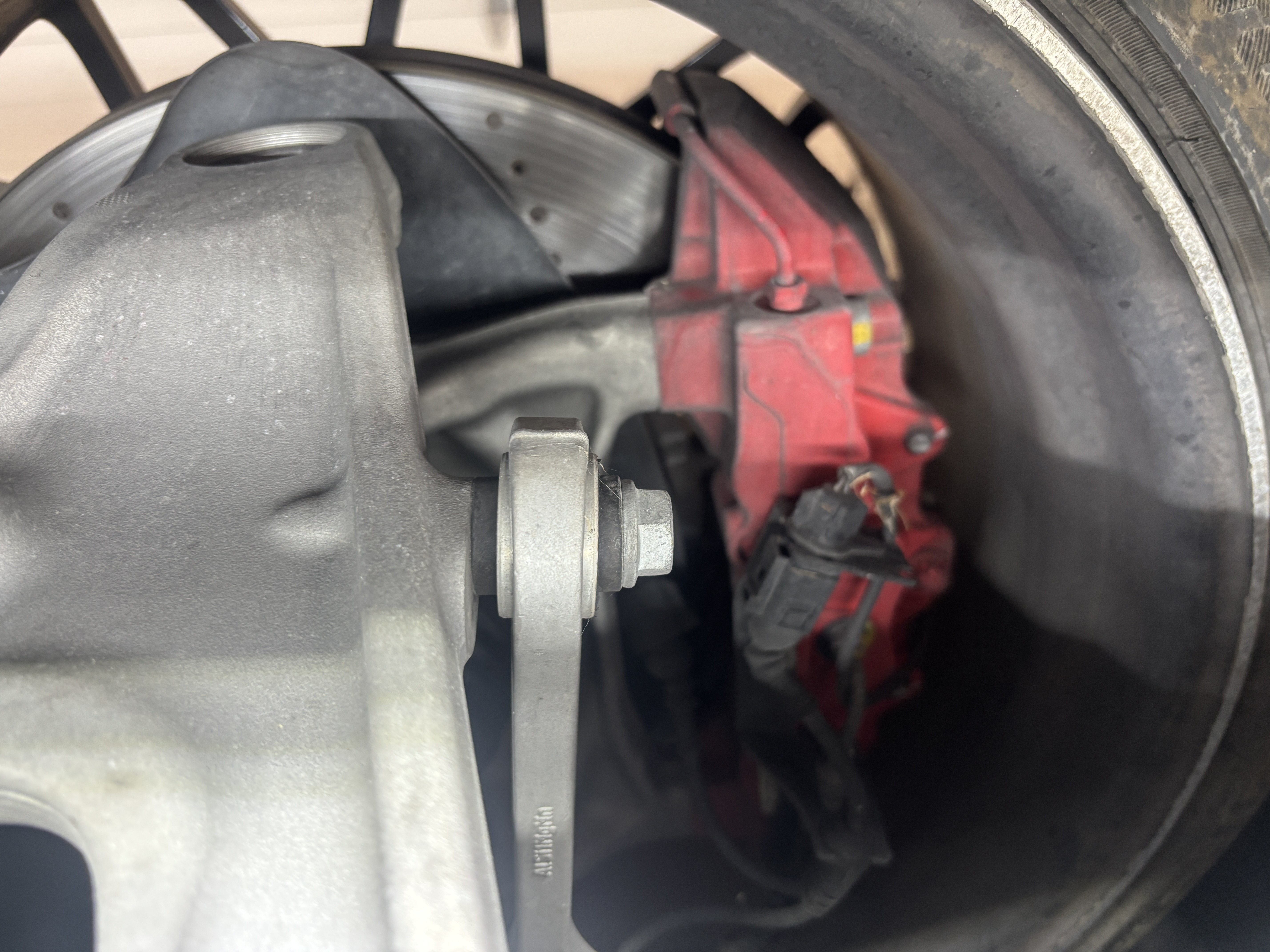 2013 Lamborghini Gallardo LP 560-4 — Undercarriage