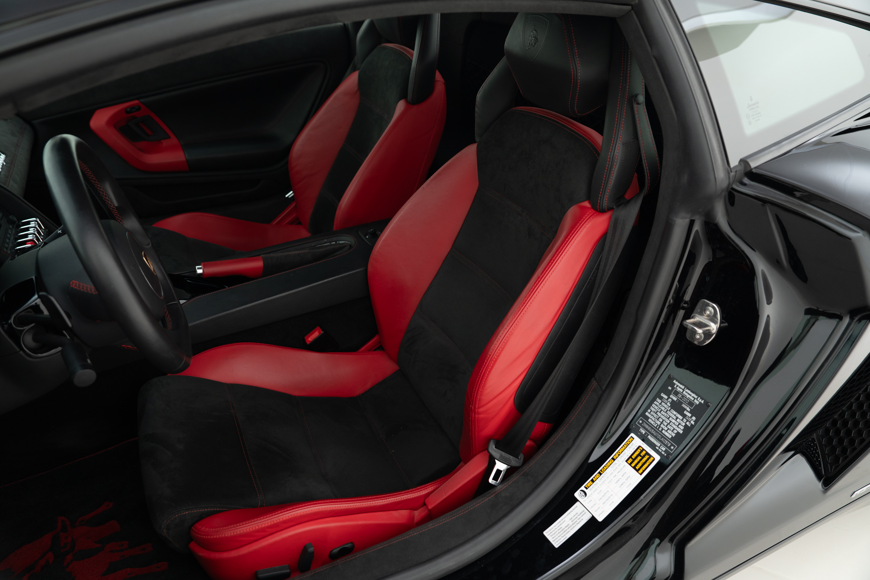2013 Lamborghini Gallardo LP 560-4 — Interior