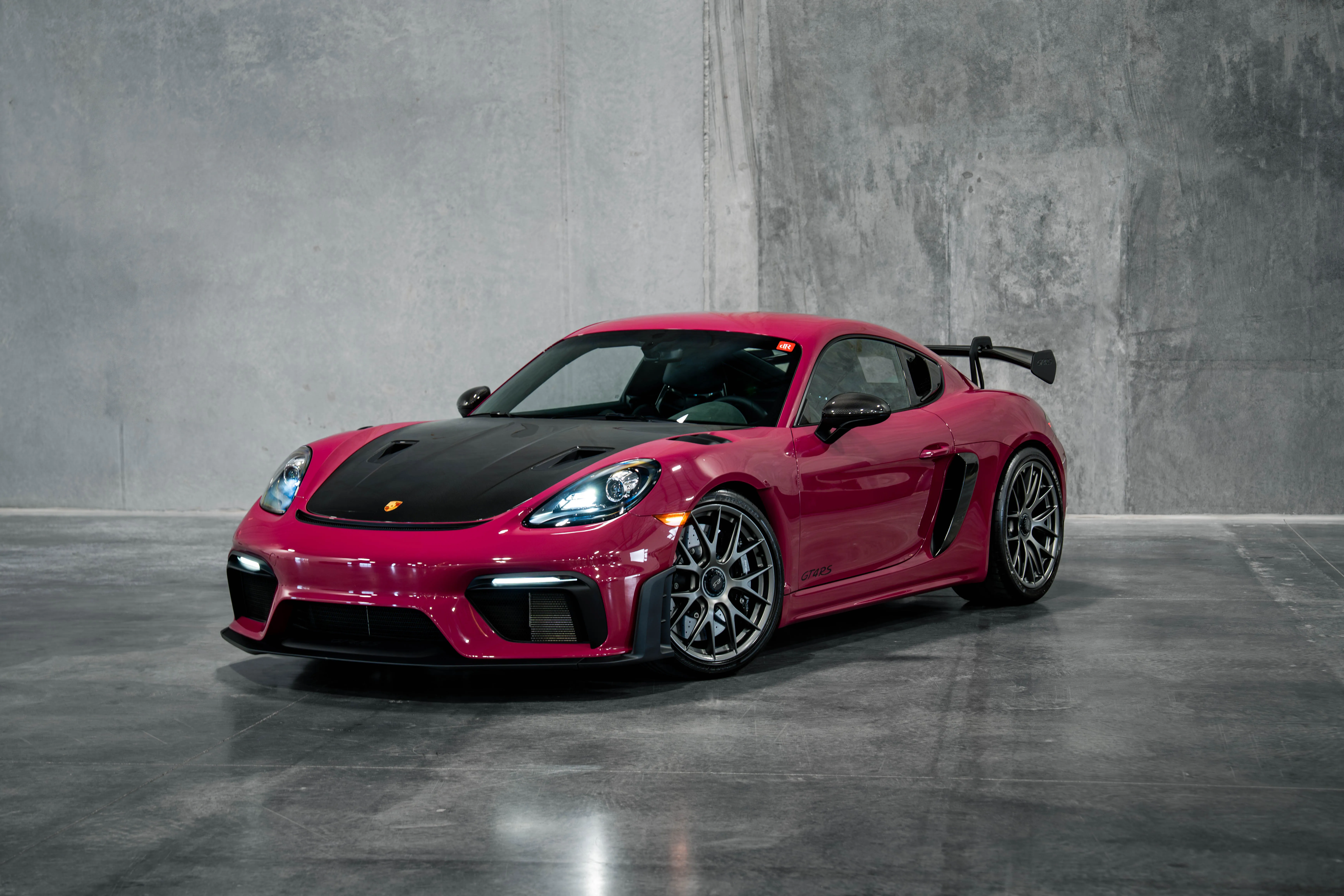 2023 Porsche 718 Cayman