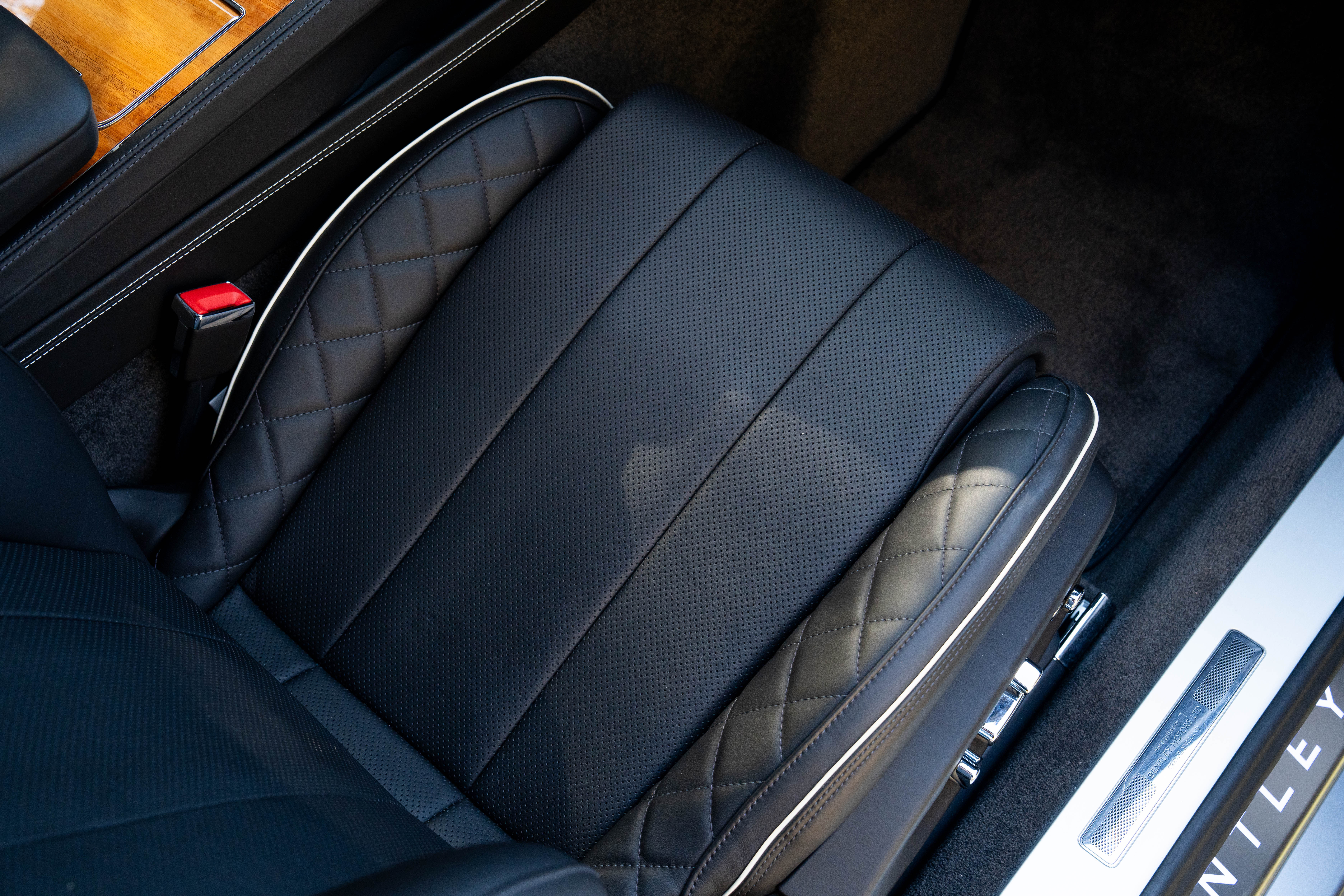 2020 Bentley Continental GT — Interior