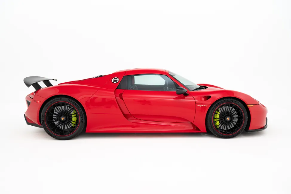 2015 Porsche 918 Spyder | 420 Miles | 1 of 918 | CXX Option