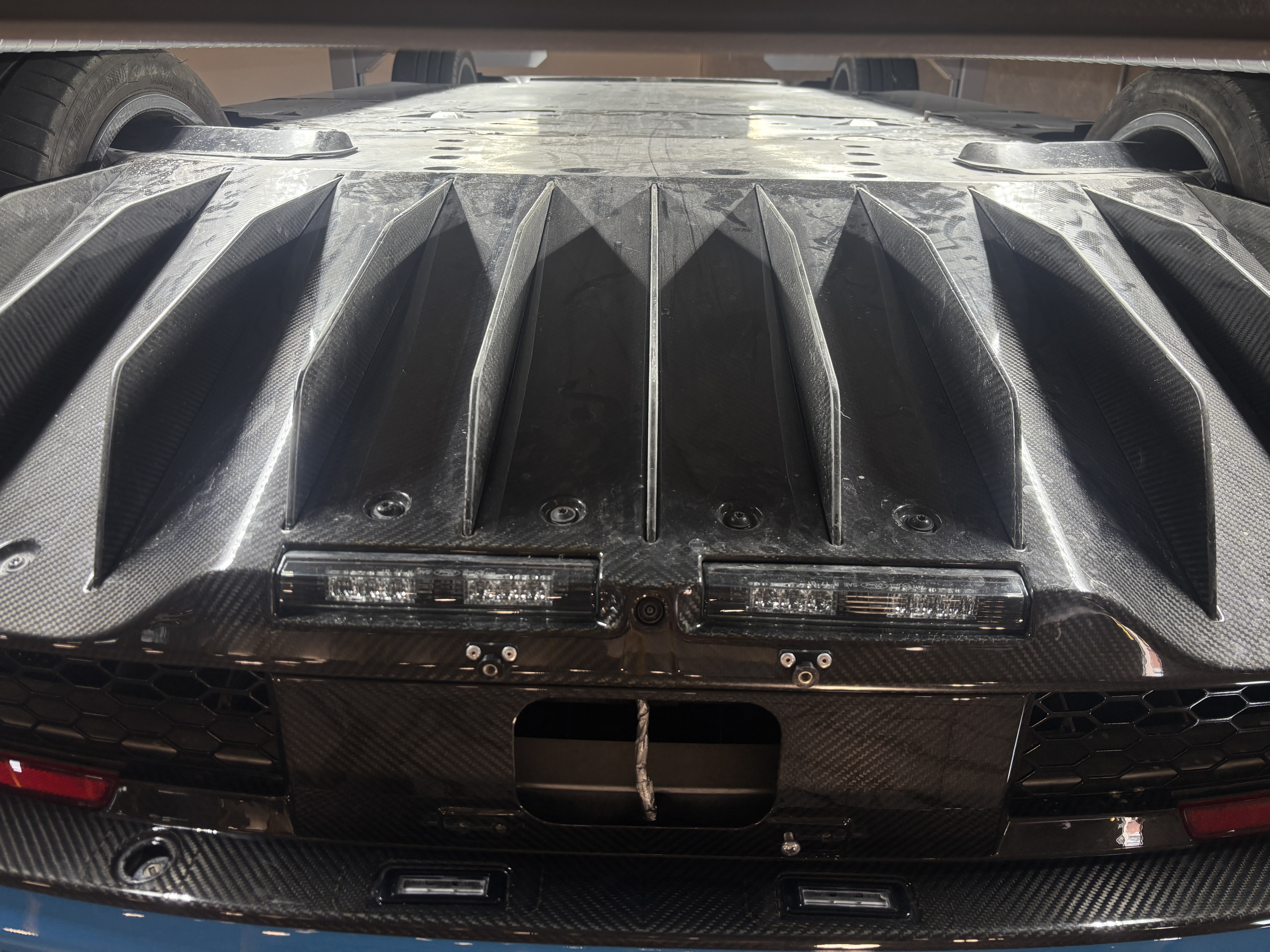 2017 Ford GT — Undercarriage
