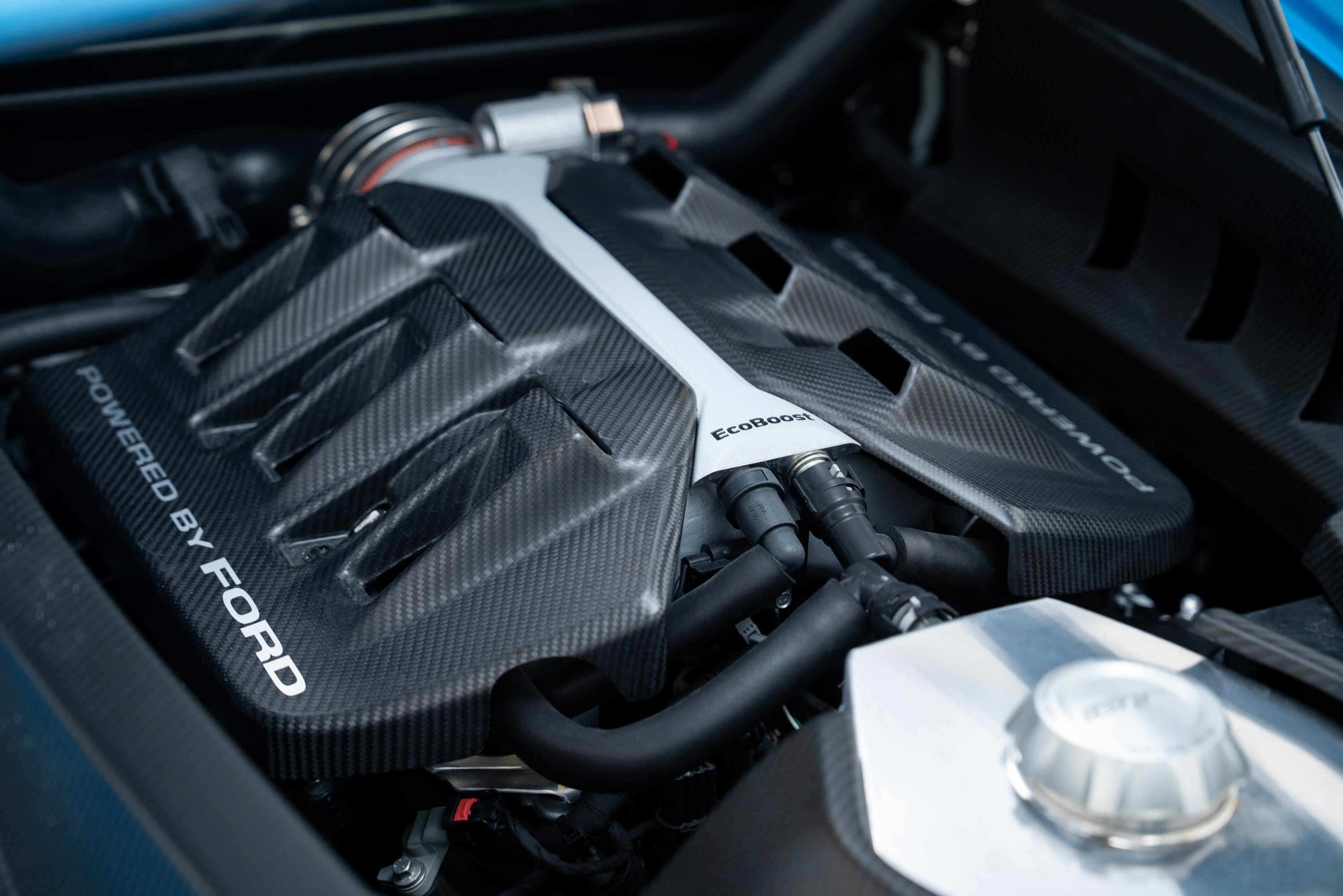 2017 Ford GT — Engine Bay
