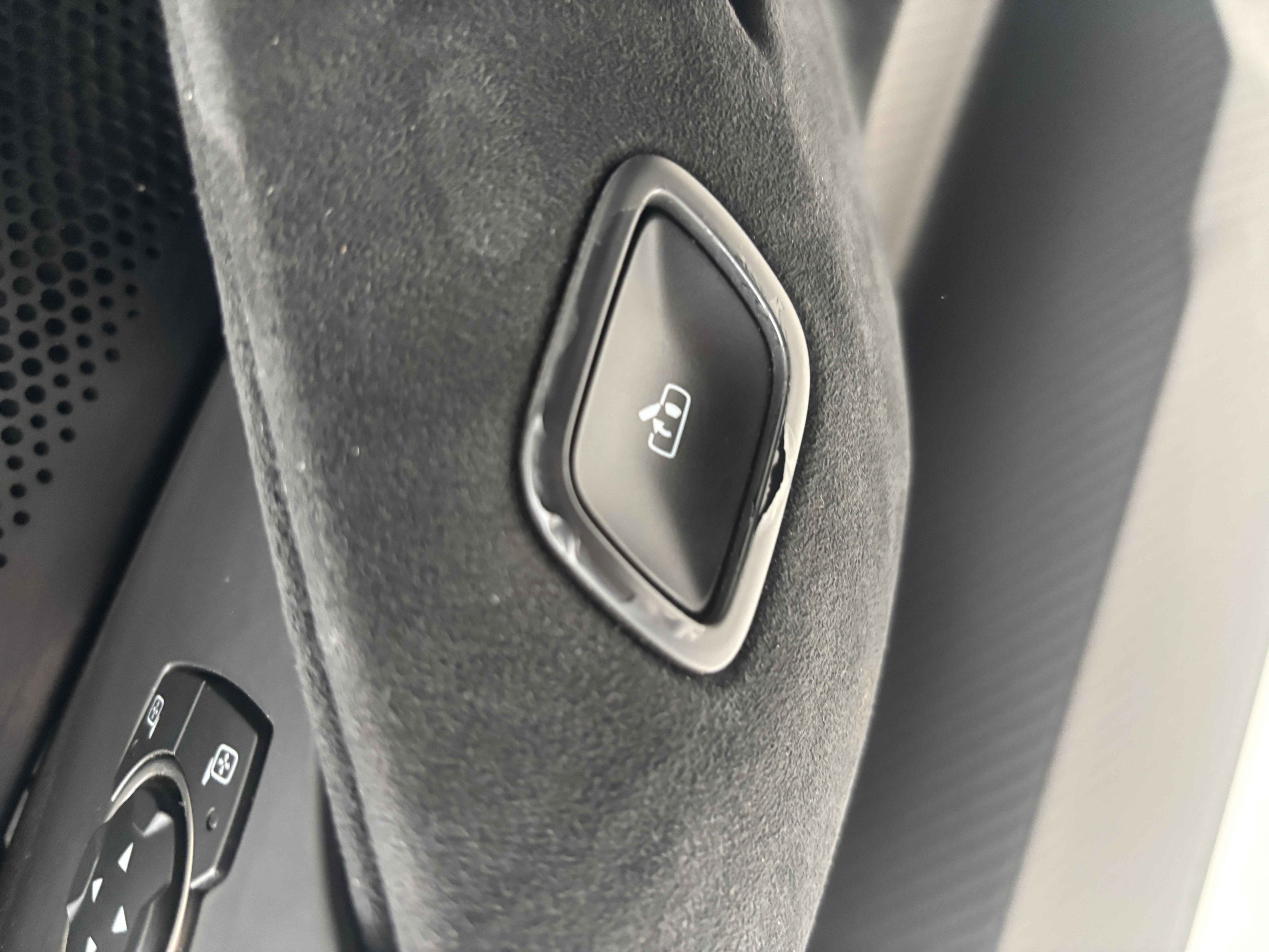 2017 Ford GT — Extras