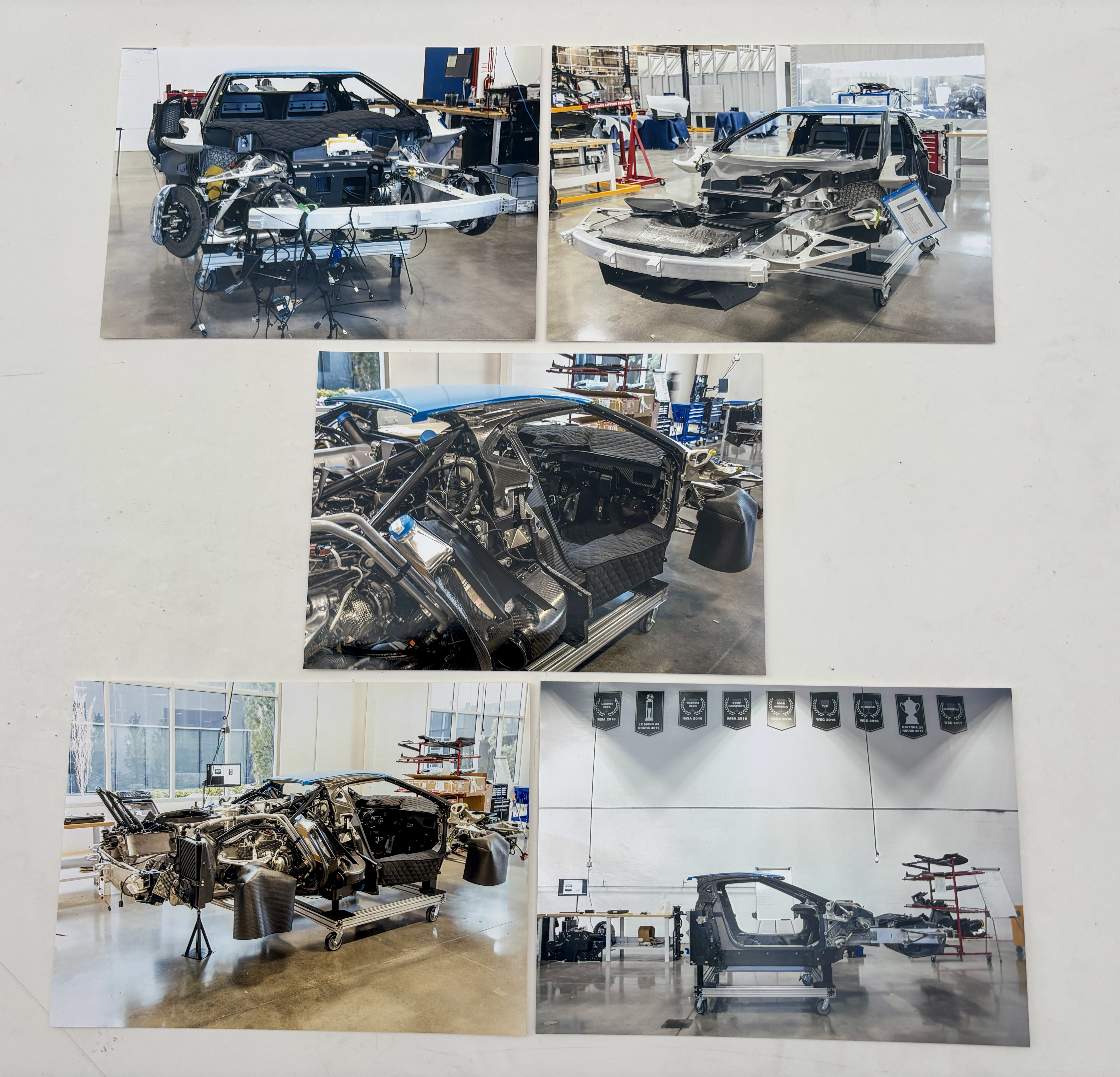 2017 Ford GT — Extras