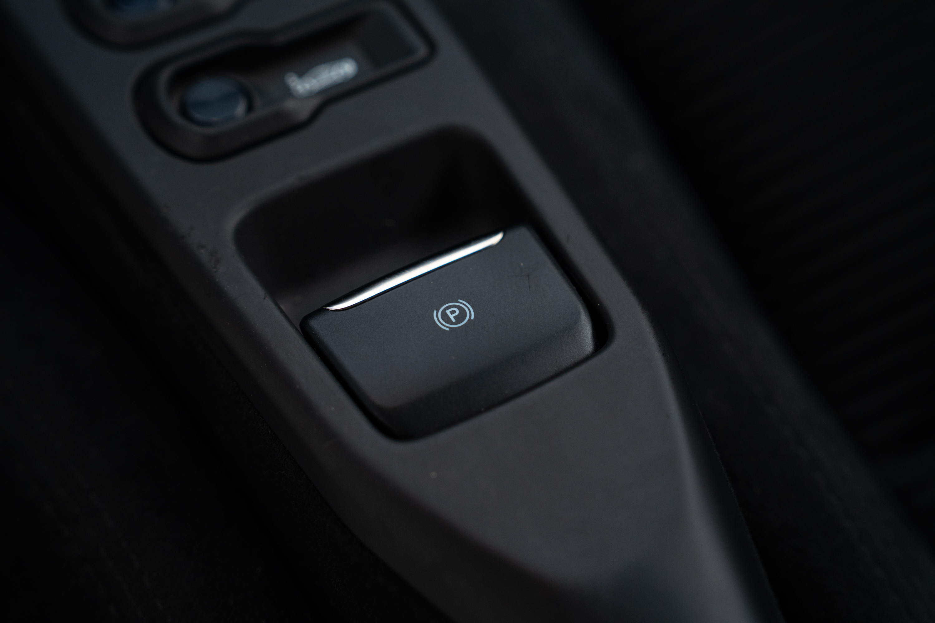 2017 Ford GT — Interior