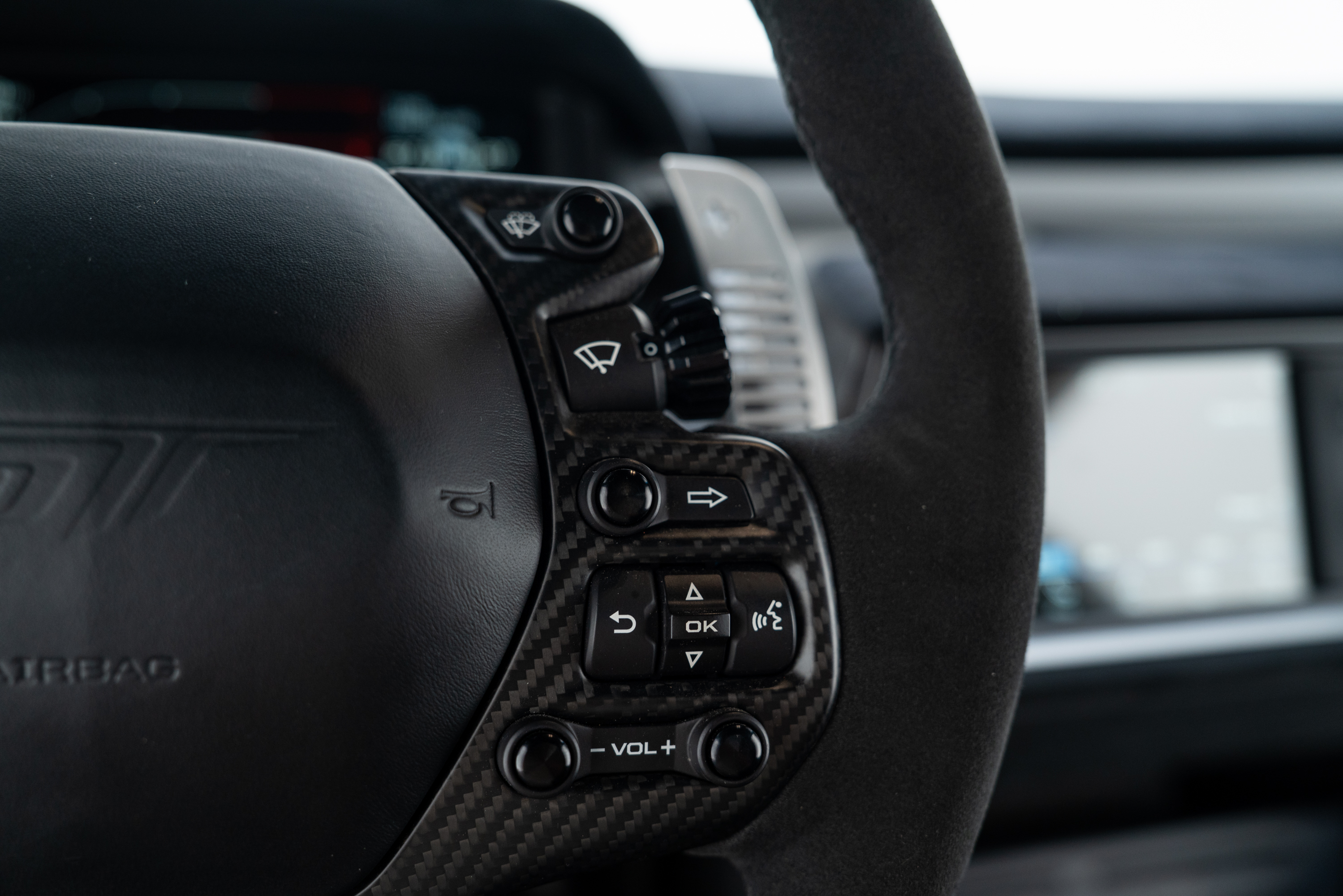 2017 Ford GT — Interior