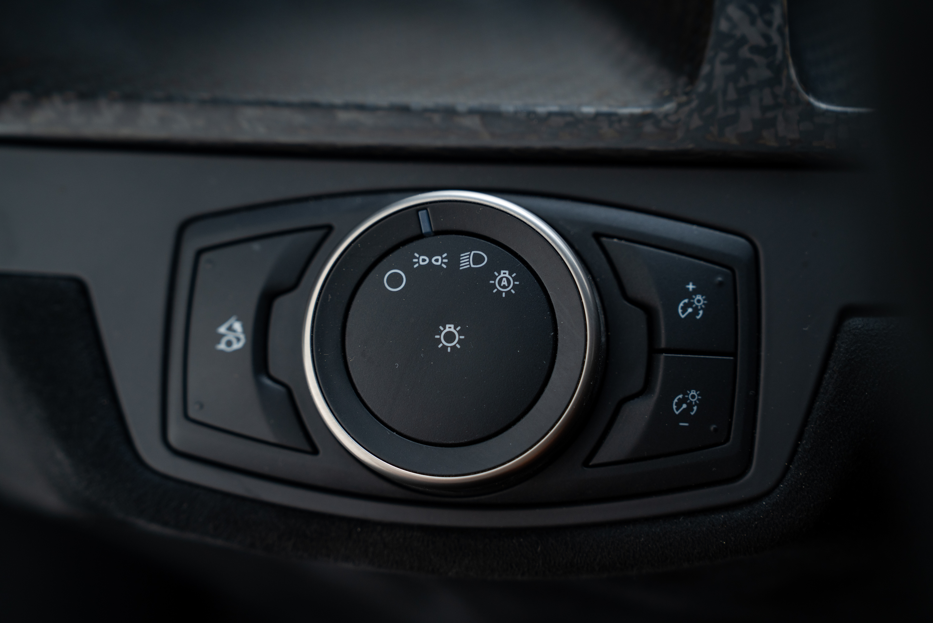 2017 Ford GT — Interior