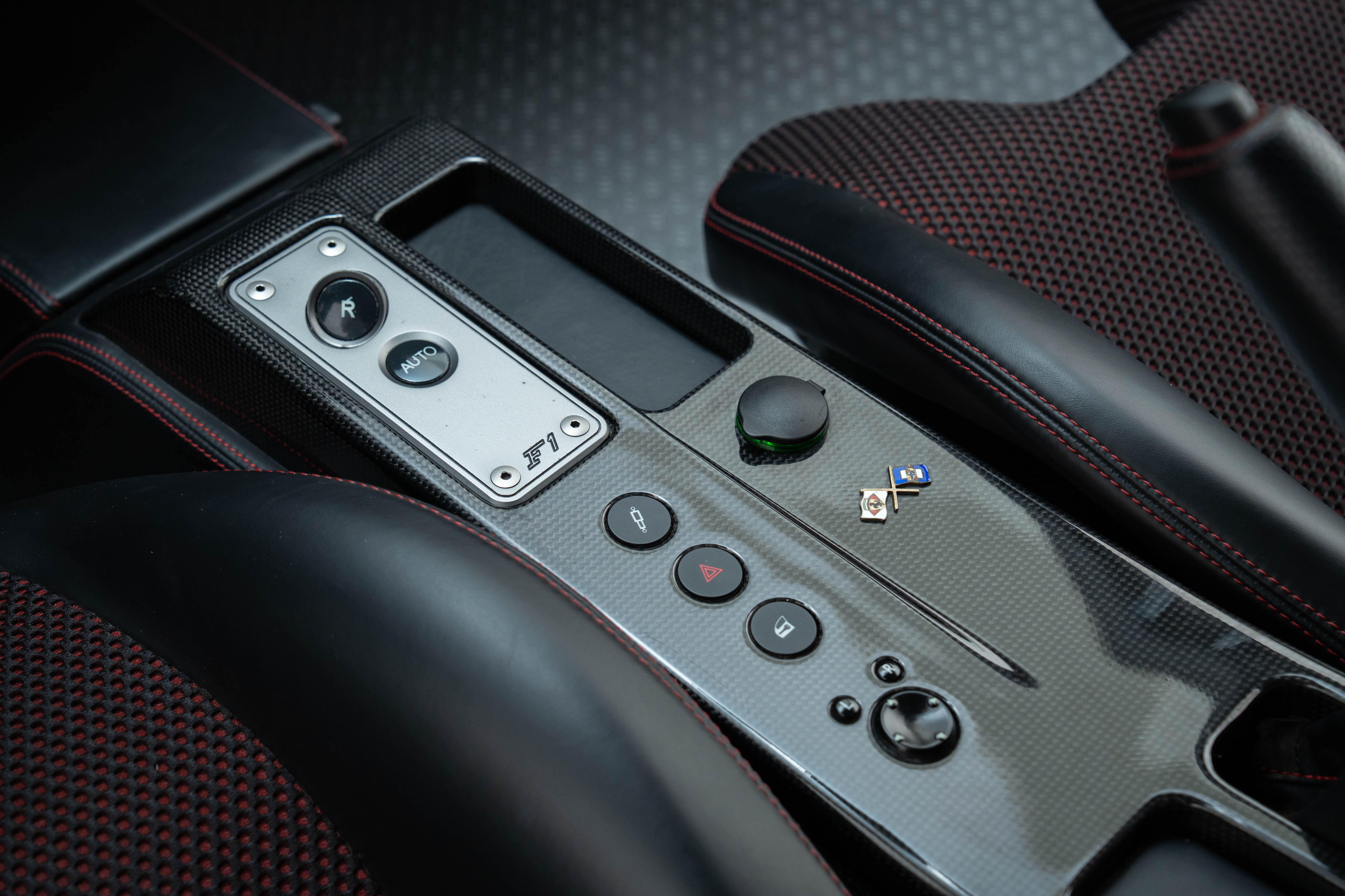 2008 Ferrari 430 Scuderia — Interior