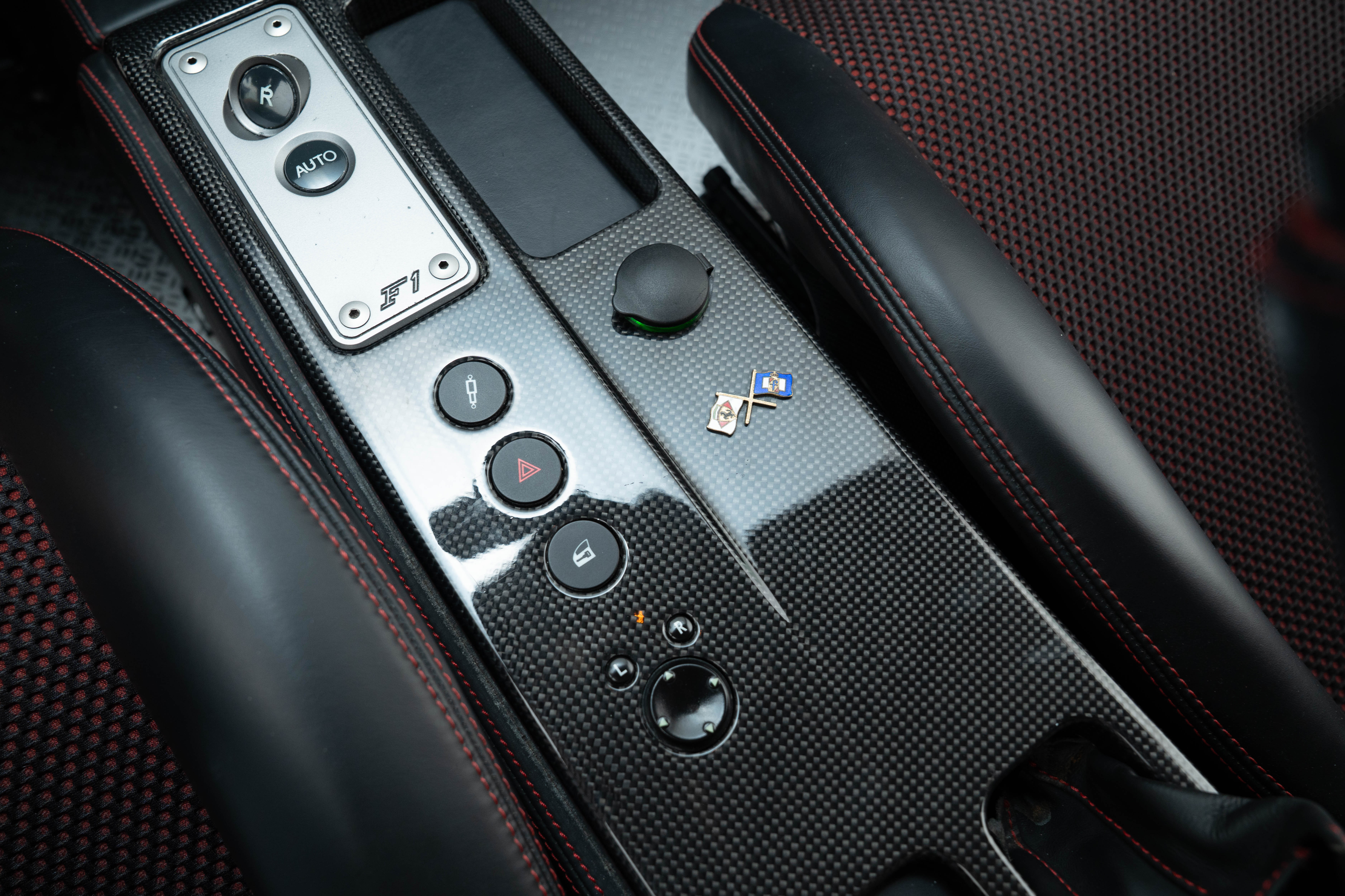 2008 Ferrari 430 Scuderia — Interior