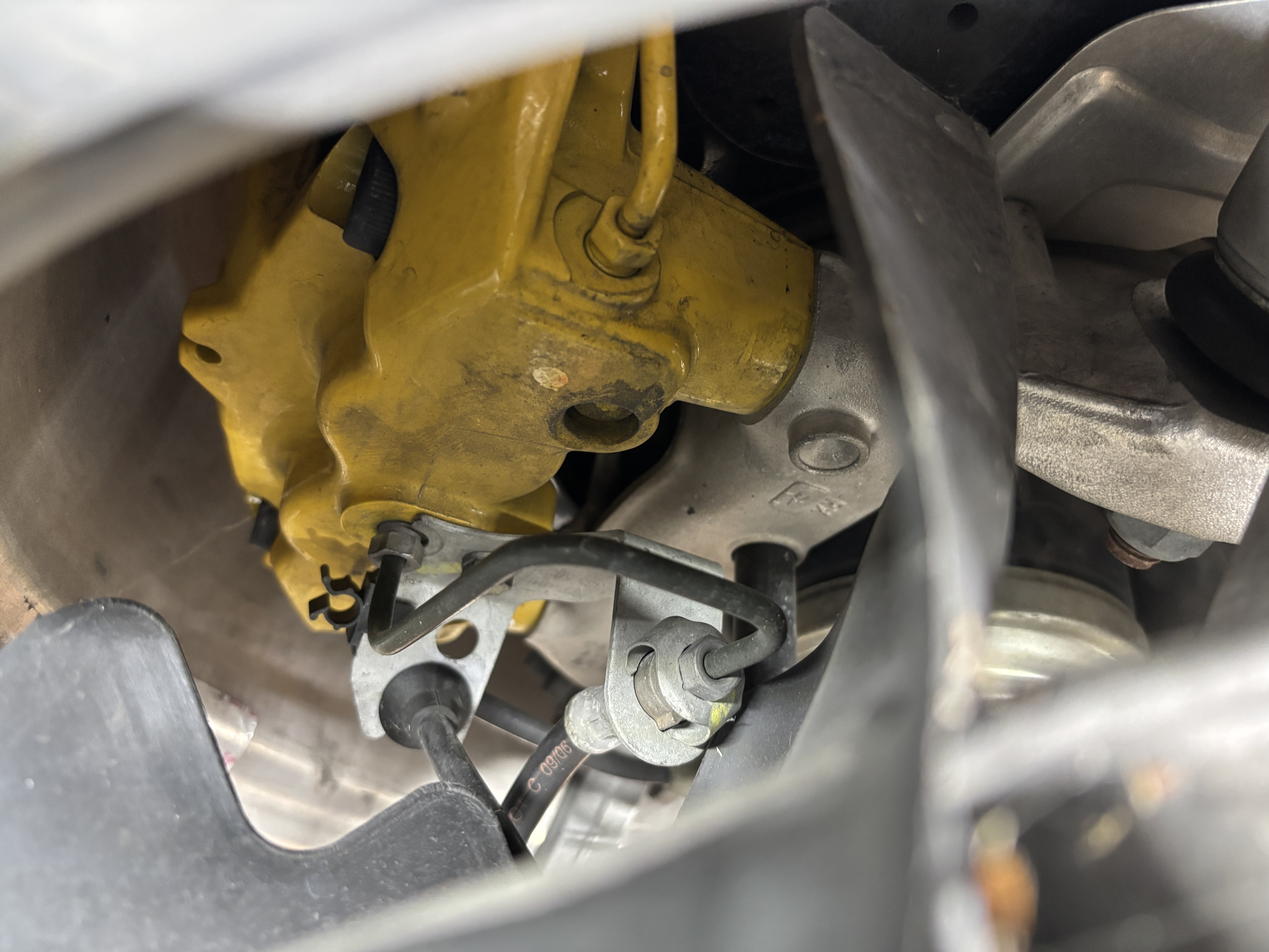 2007 Porsche 911 GT3 RS — Undercarriage